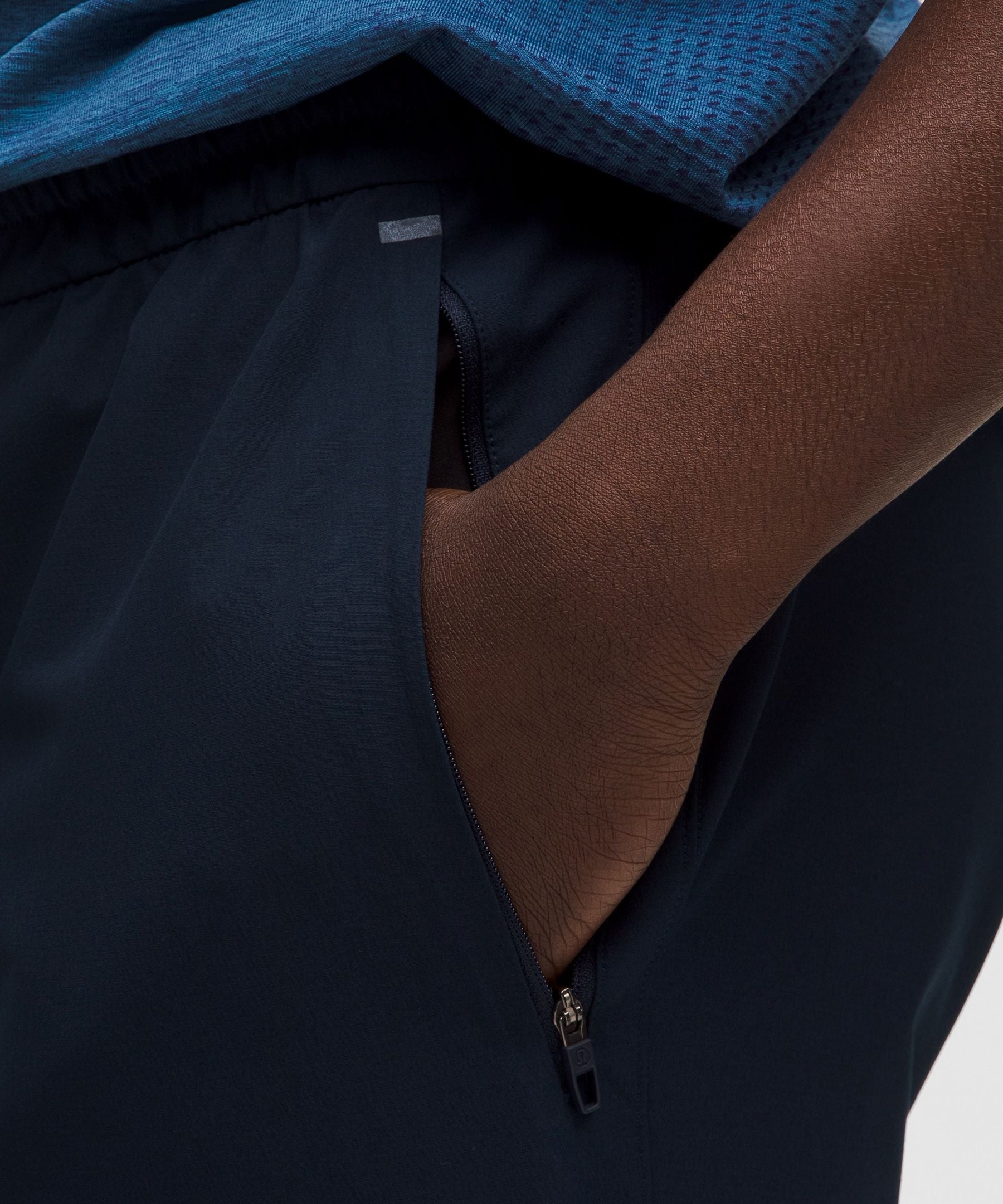 #color_true-navy
