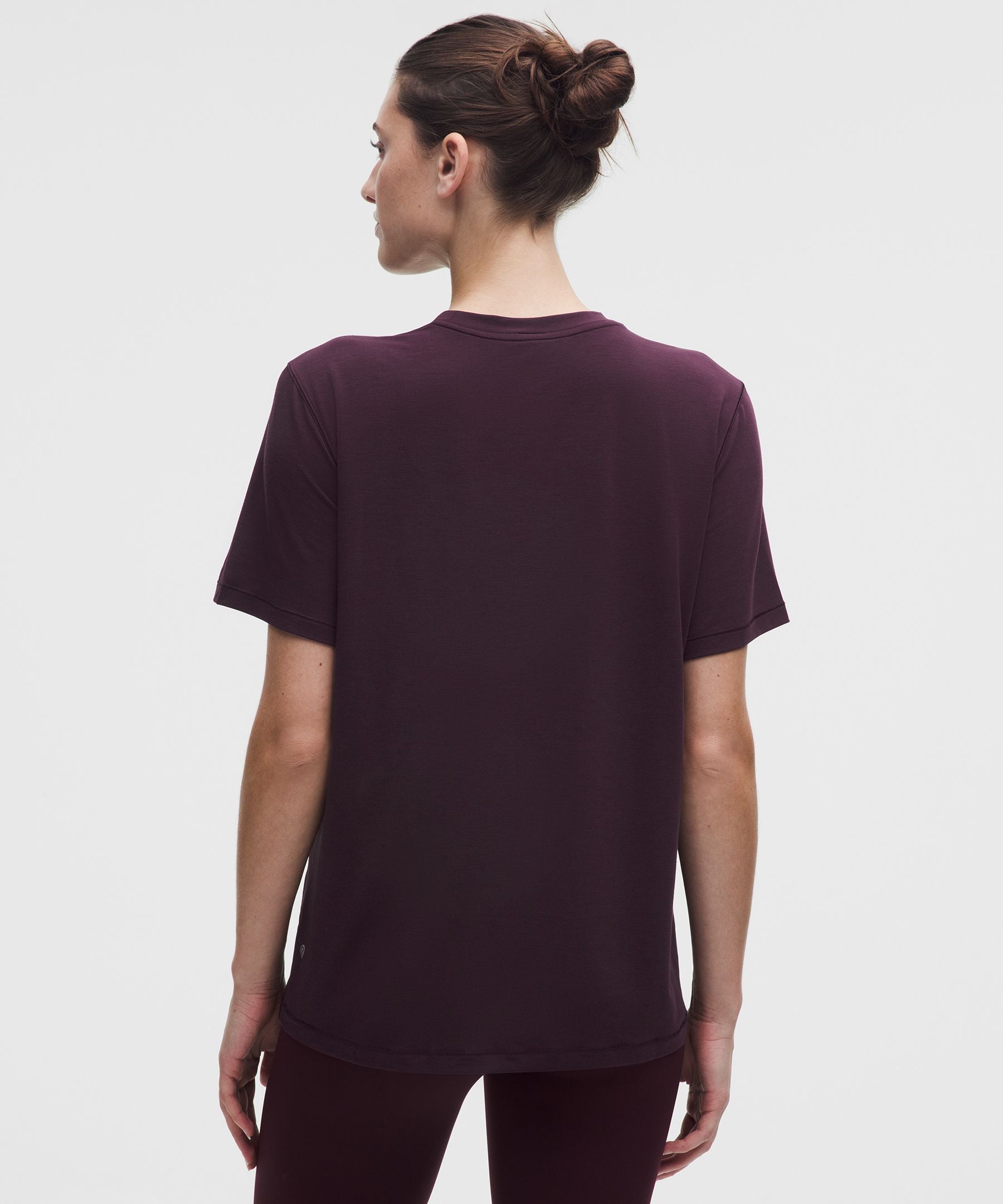 #color_black-plum
