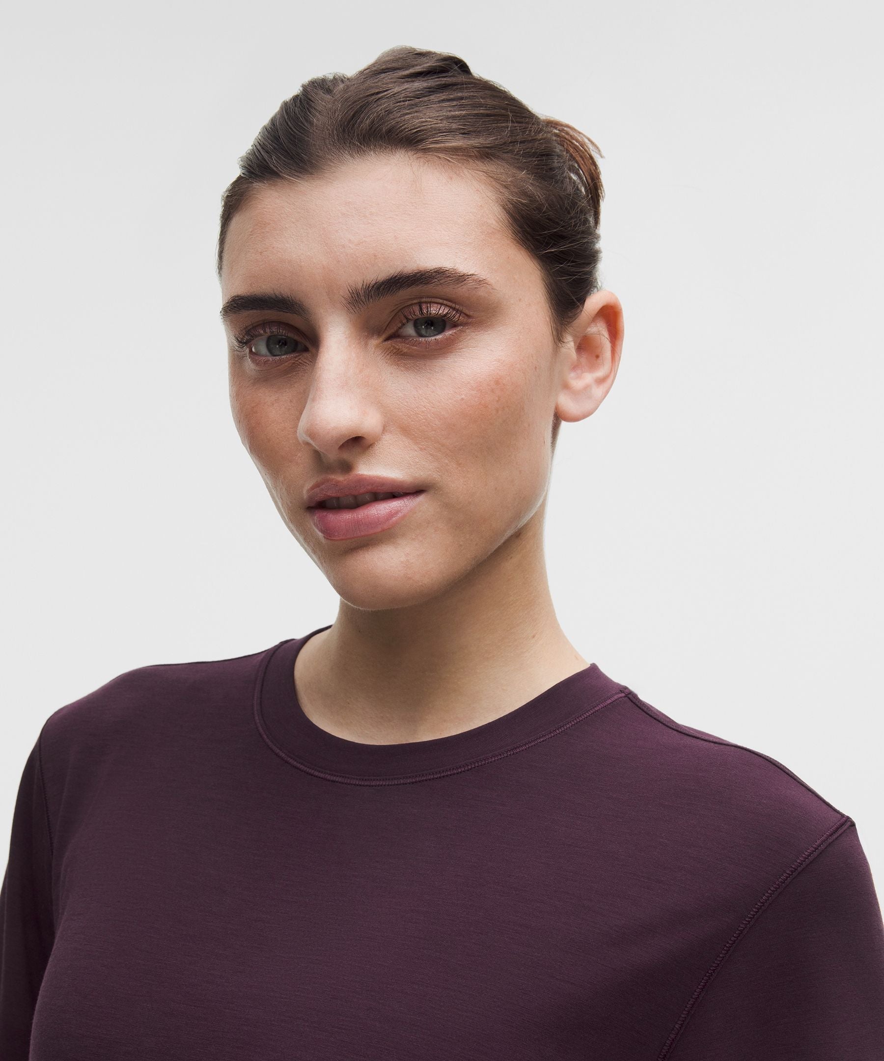 #color_black-plum