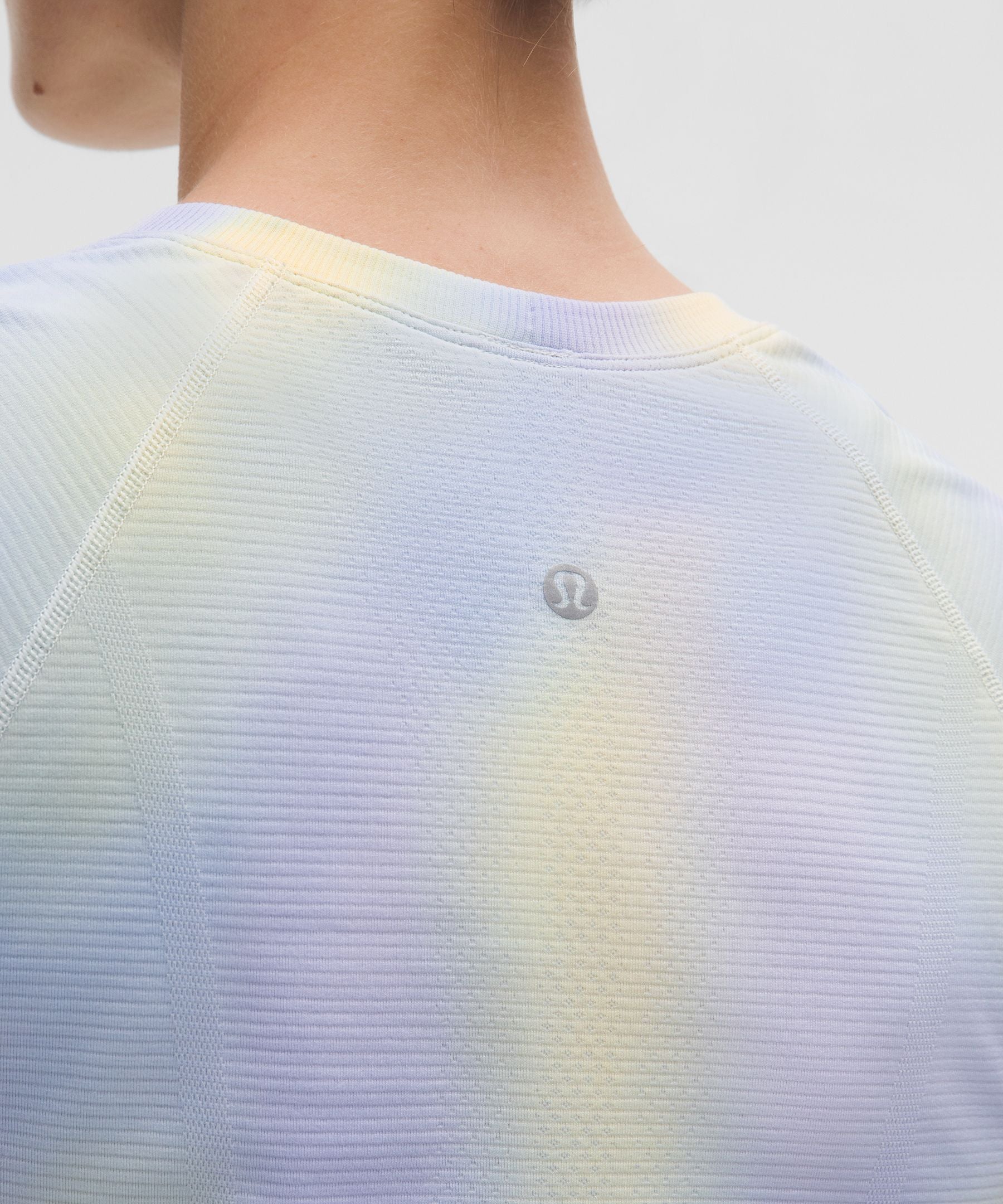 #color_psychedelic-wash-lavender-frost-multi