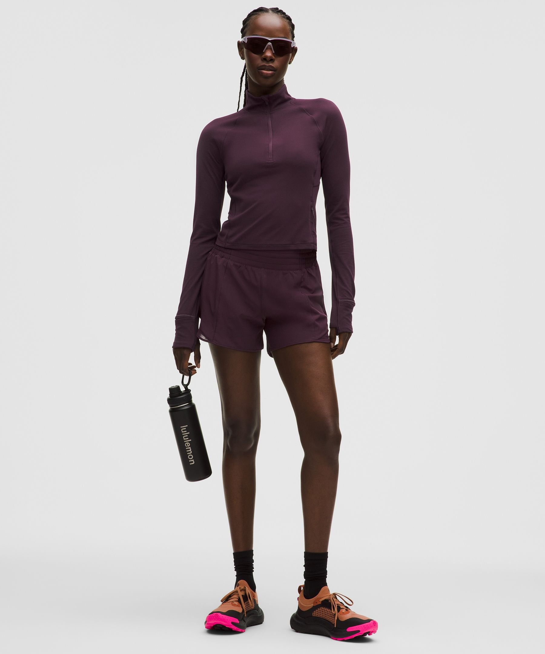 #color_black-plum