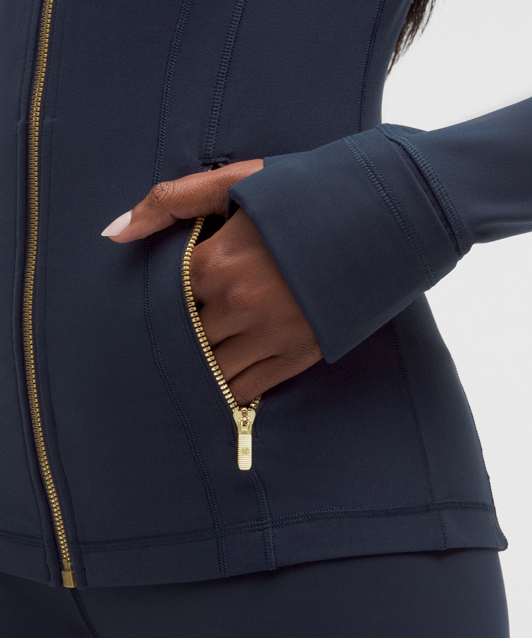 #color_true-navy/gold/gold