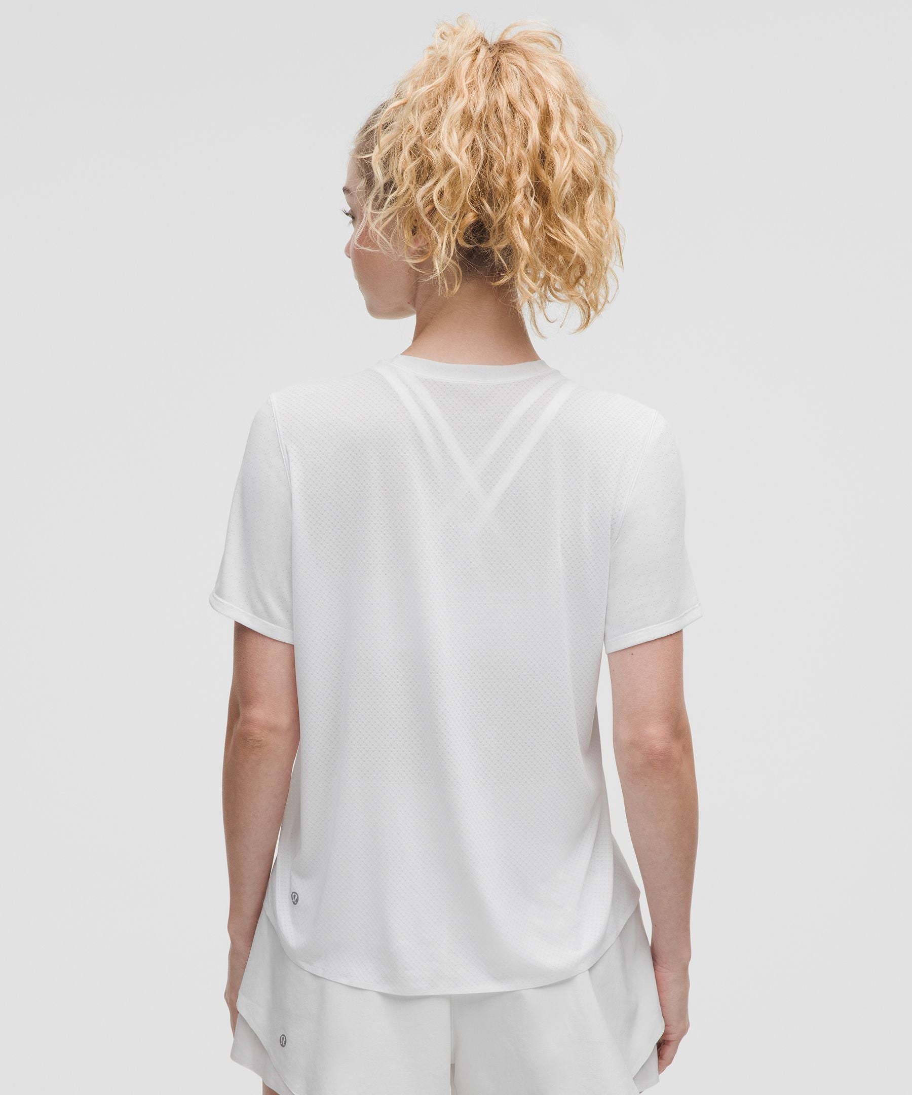 #color_white