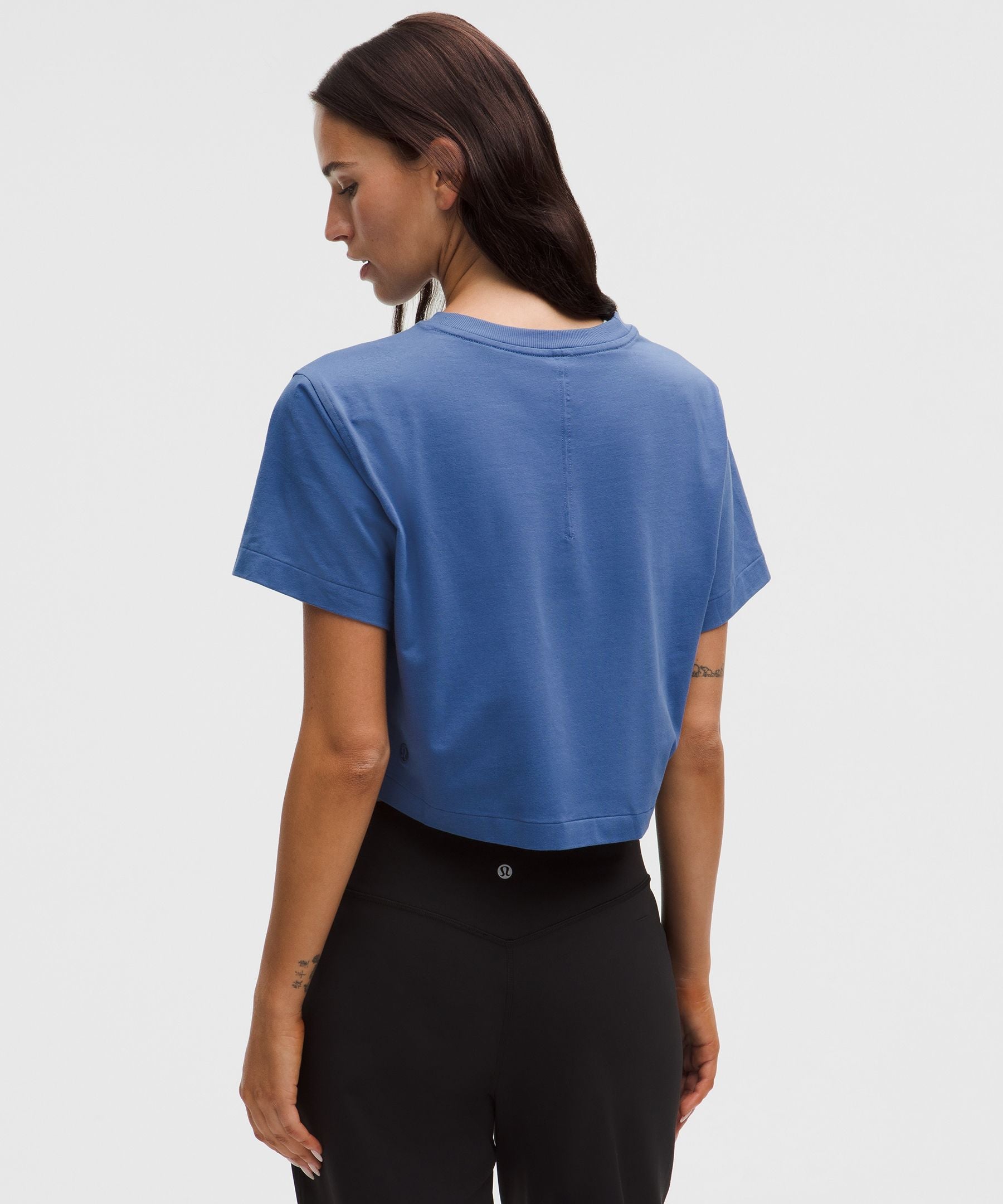 #color_brilliant-blue
