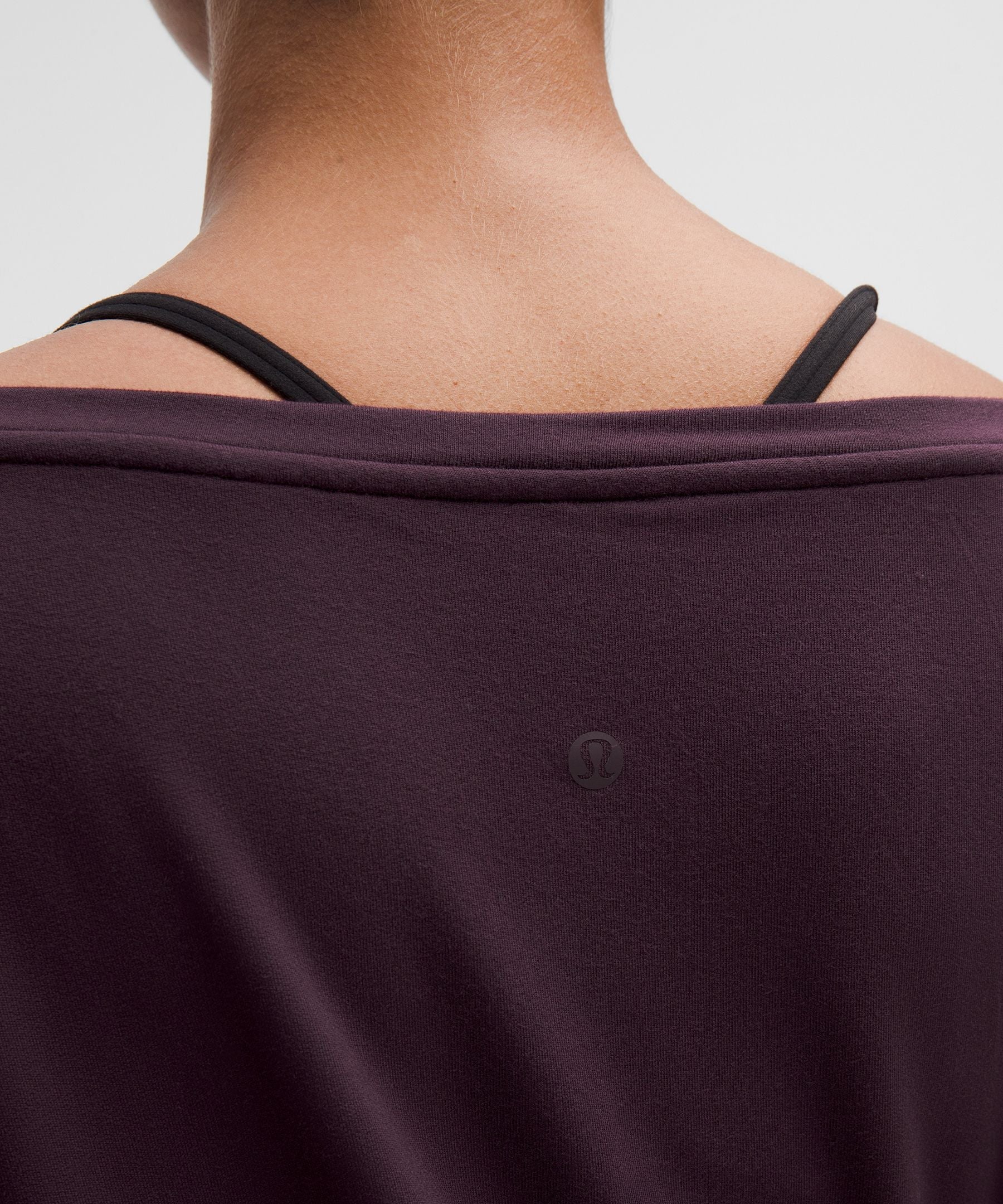 #color_black-plum