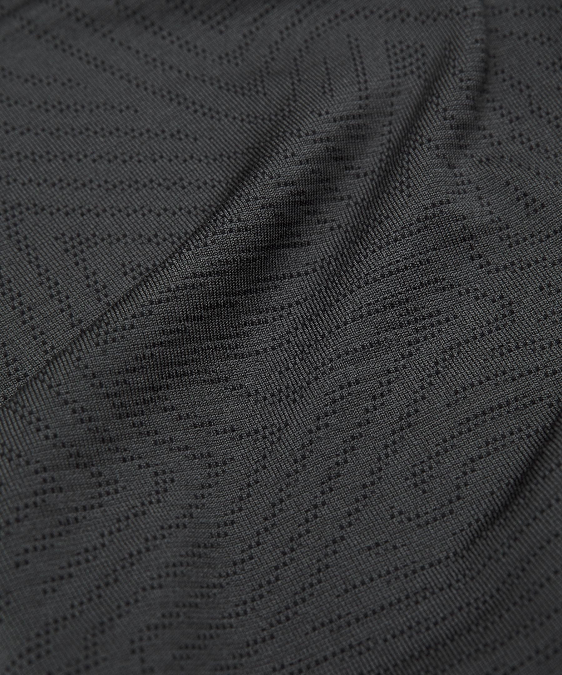 #color_maple-echo-black/graphite-grey