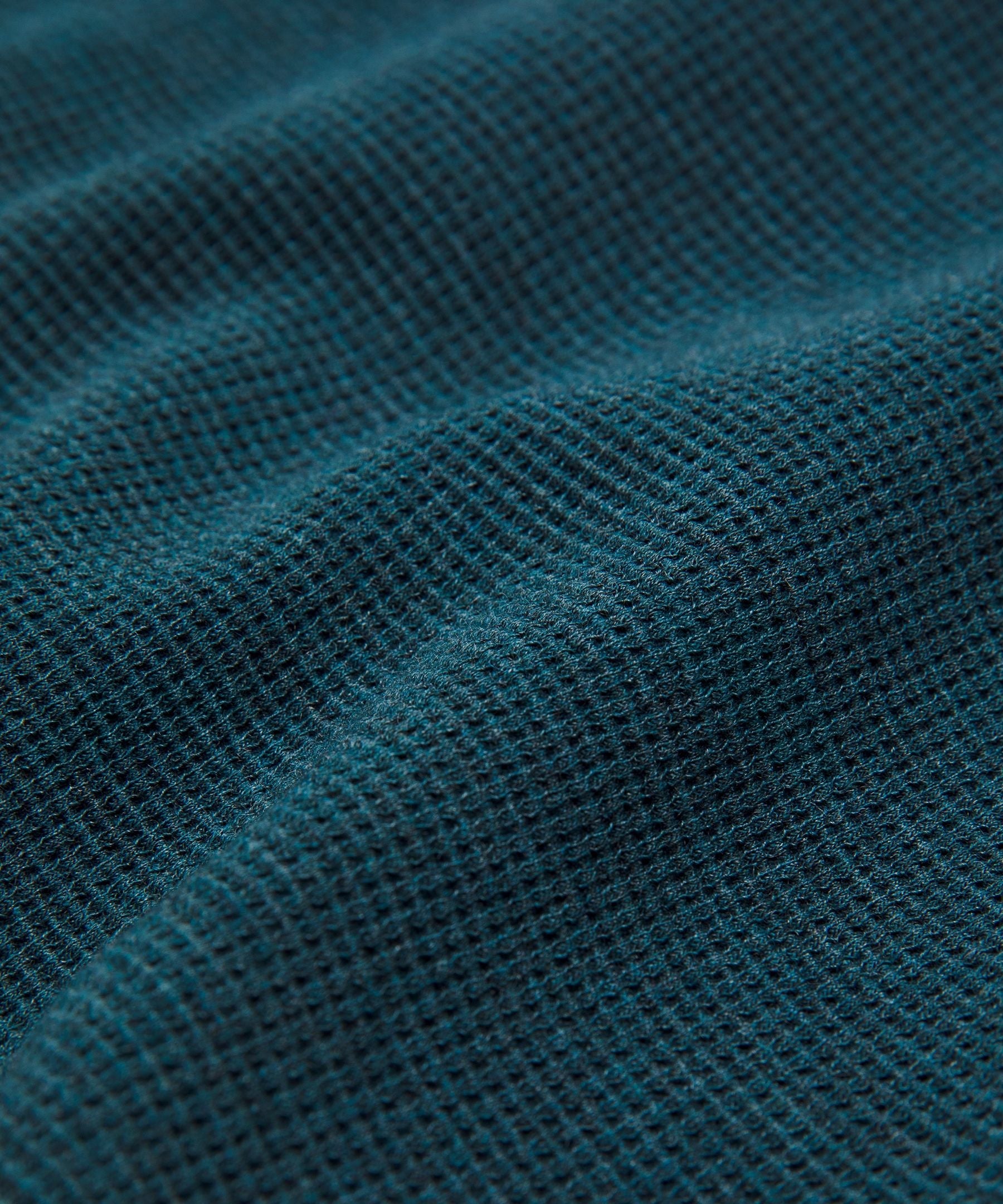 #color_heathered-indochine-blue