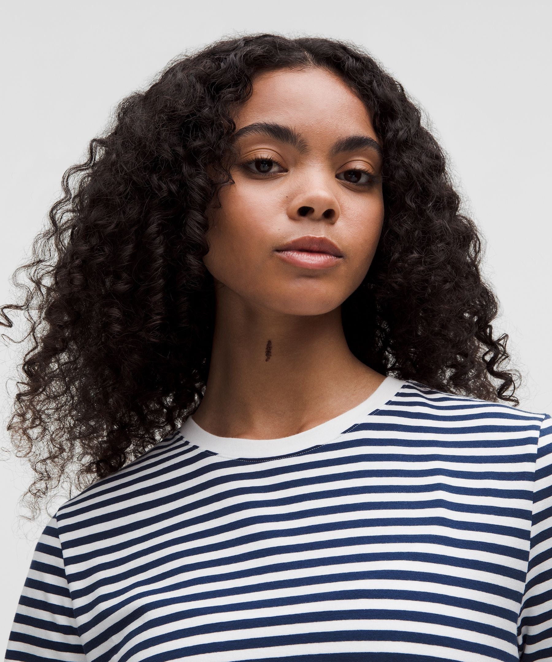 #color_narrow-bold-stripe-club-blue-white