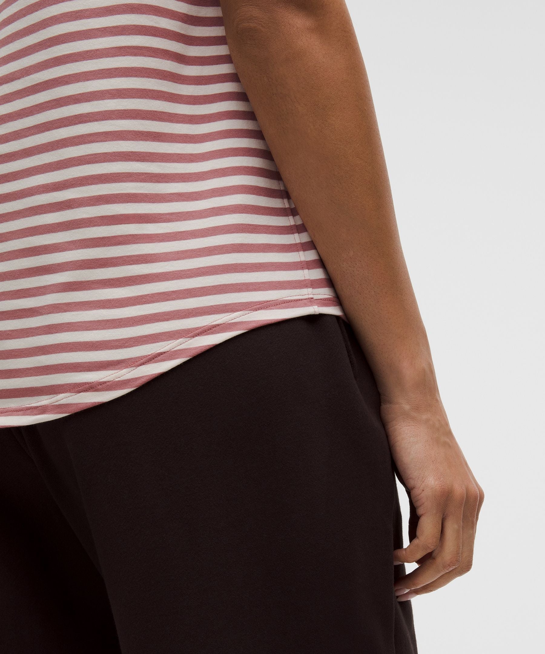 #color_narrow-bold-stripe-red-clay-holistic-white
