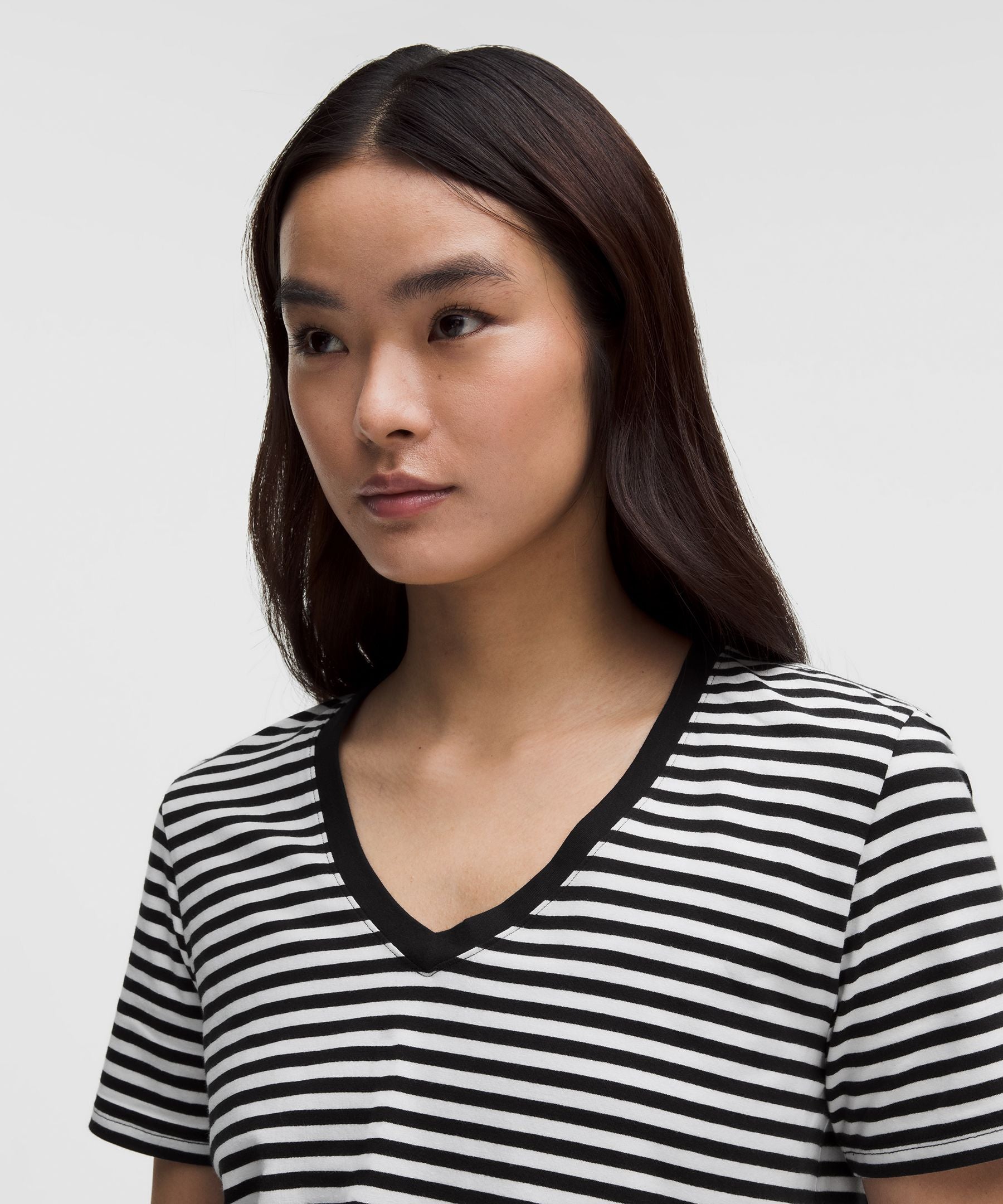 #color_narrow-bold-stripe-black-white