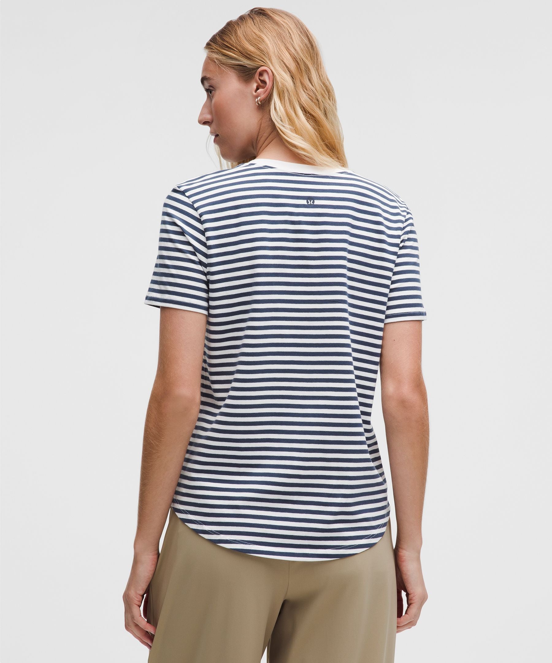 #color_narrow-bold-stripe-club-blue-white