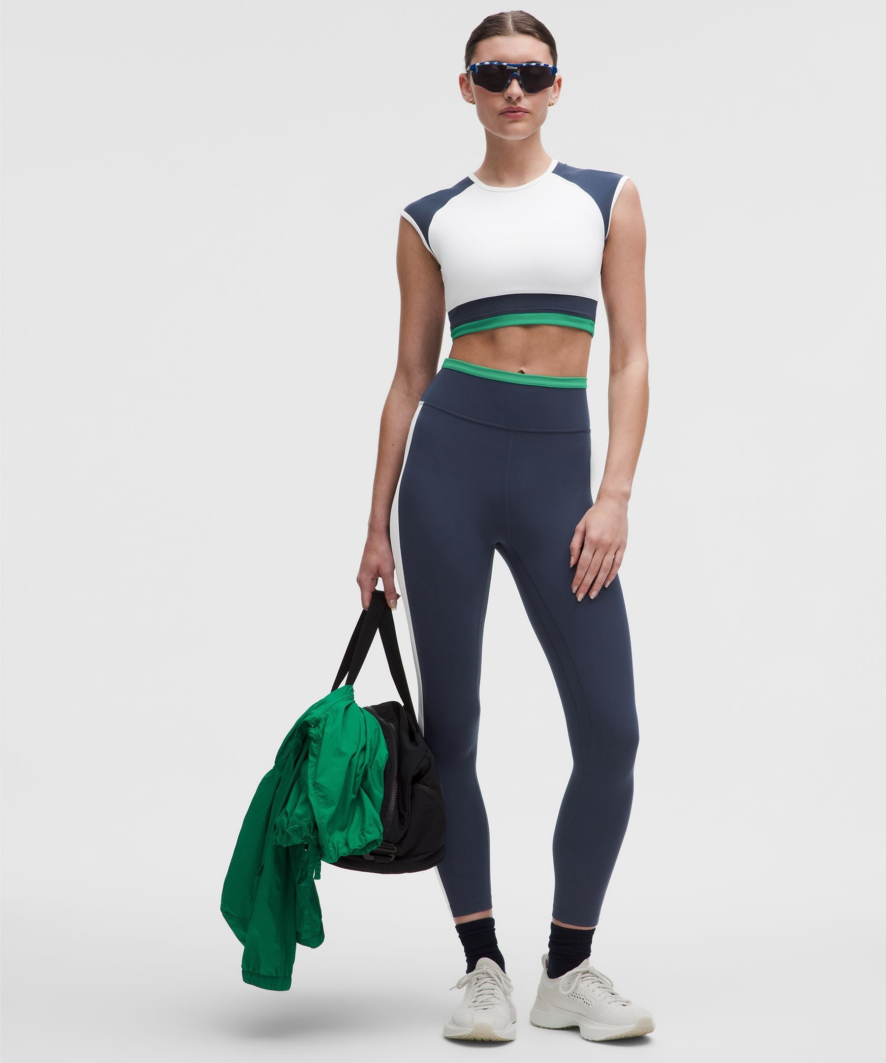 #color_white/club-blue/raceway-green