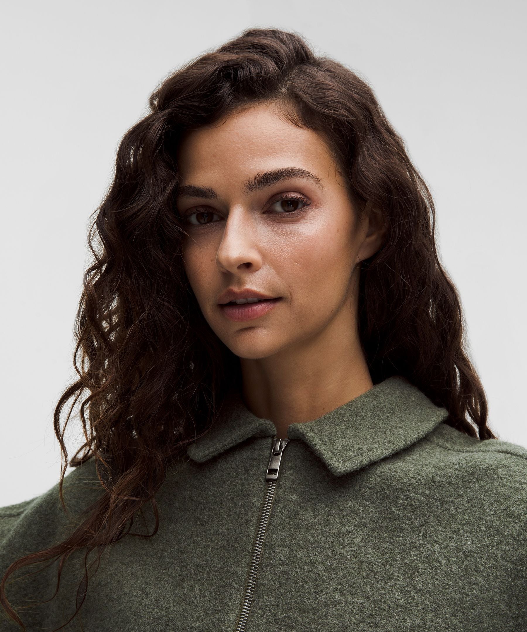 #color_heathered-olive-brown