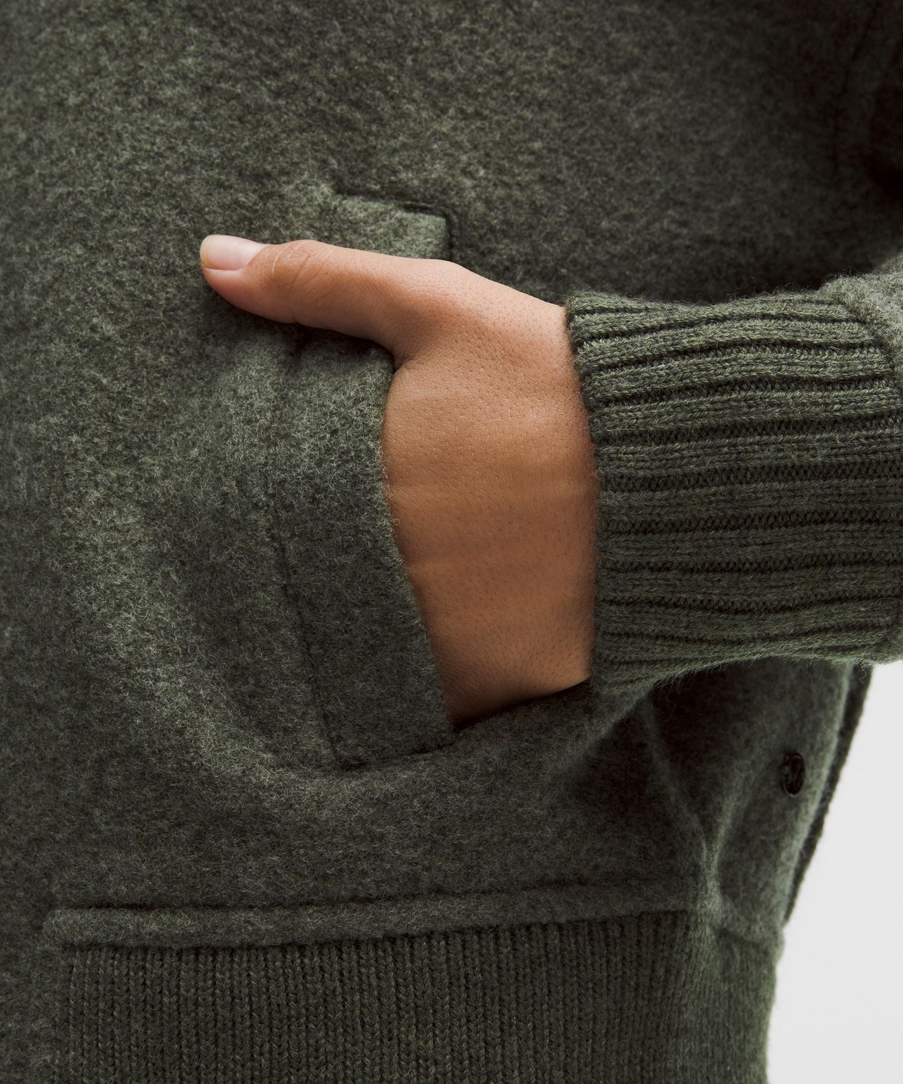 #color_heathered-olive-brown