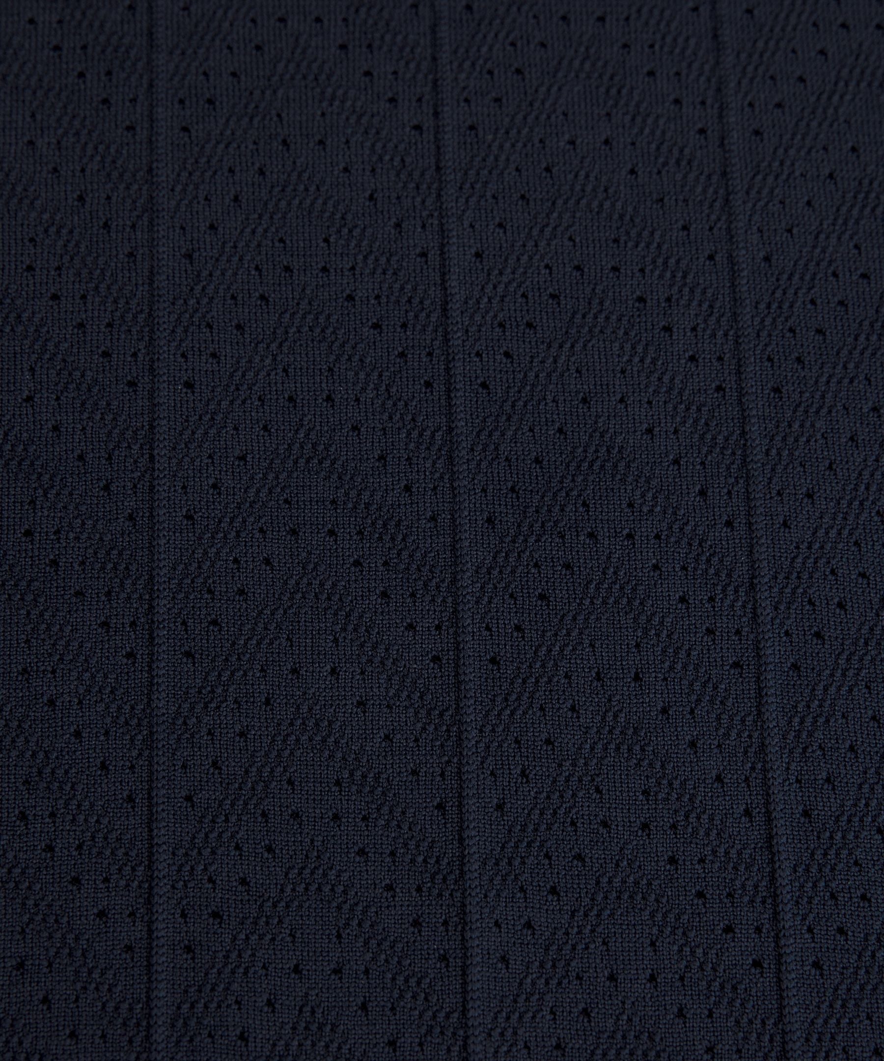 #color_herringbone-dot-club-blue