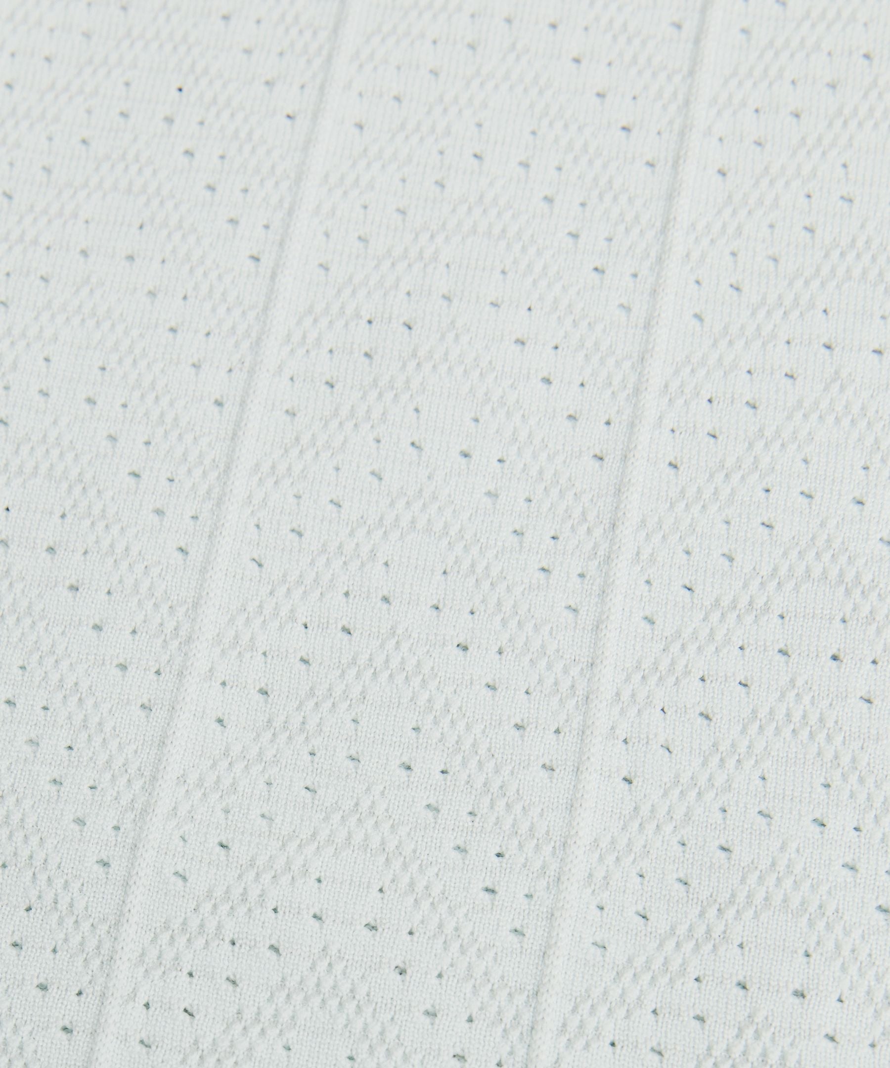 #color_herringbone-dot-ocean-air