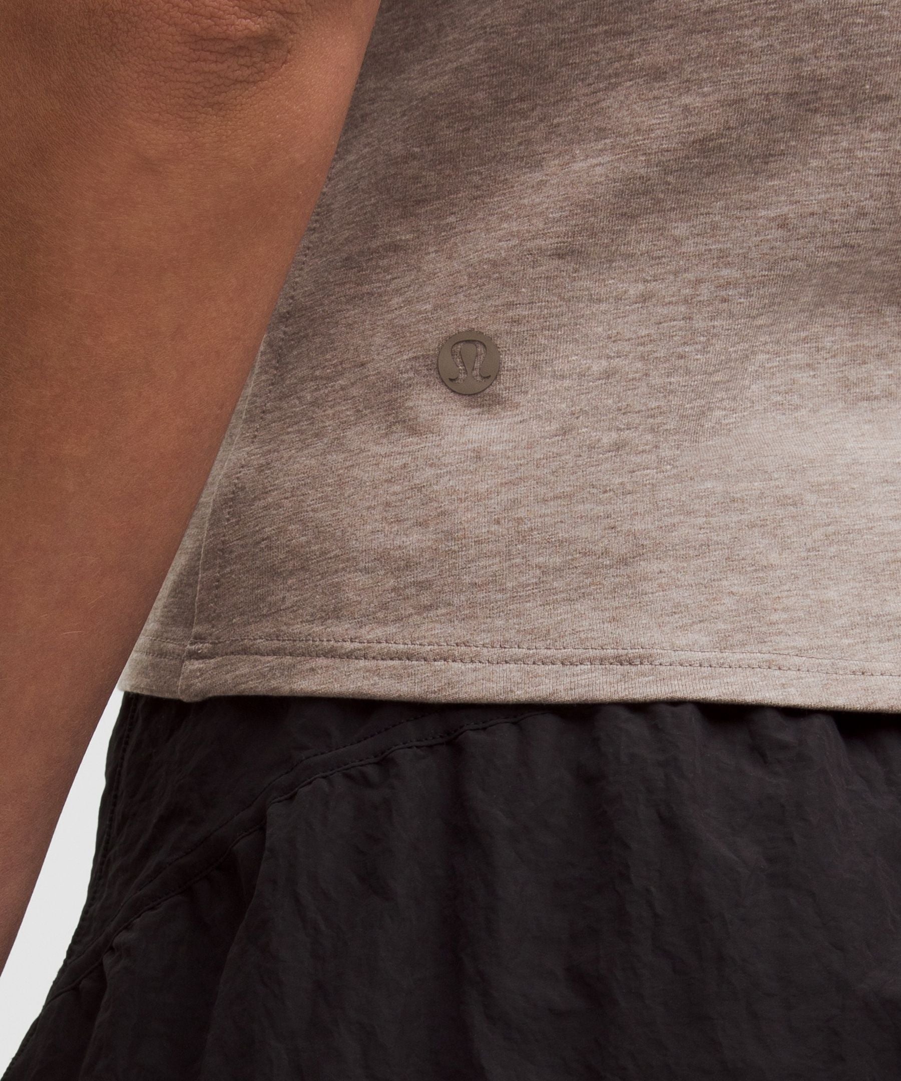 #color_heathered-warm-ash-grey