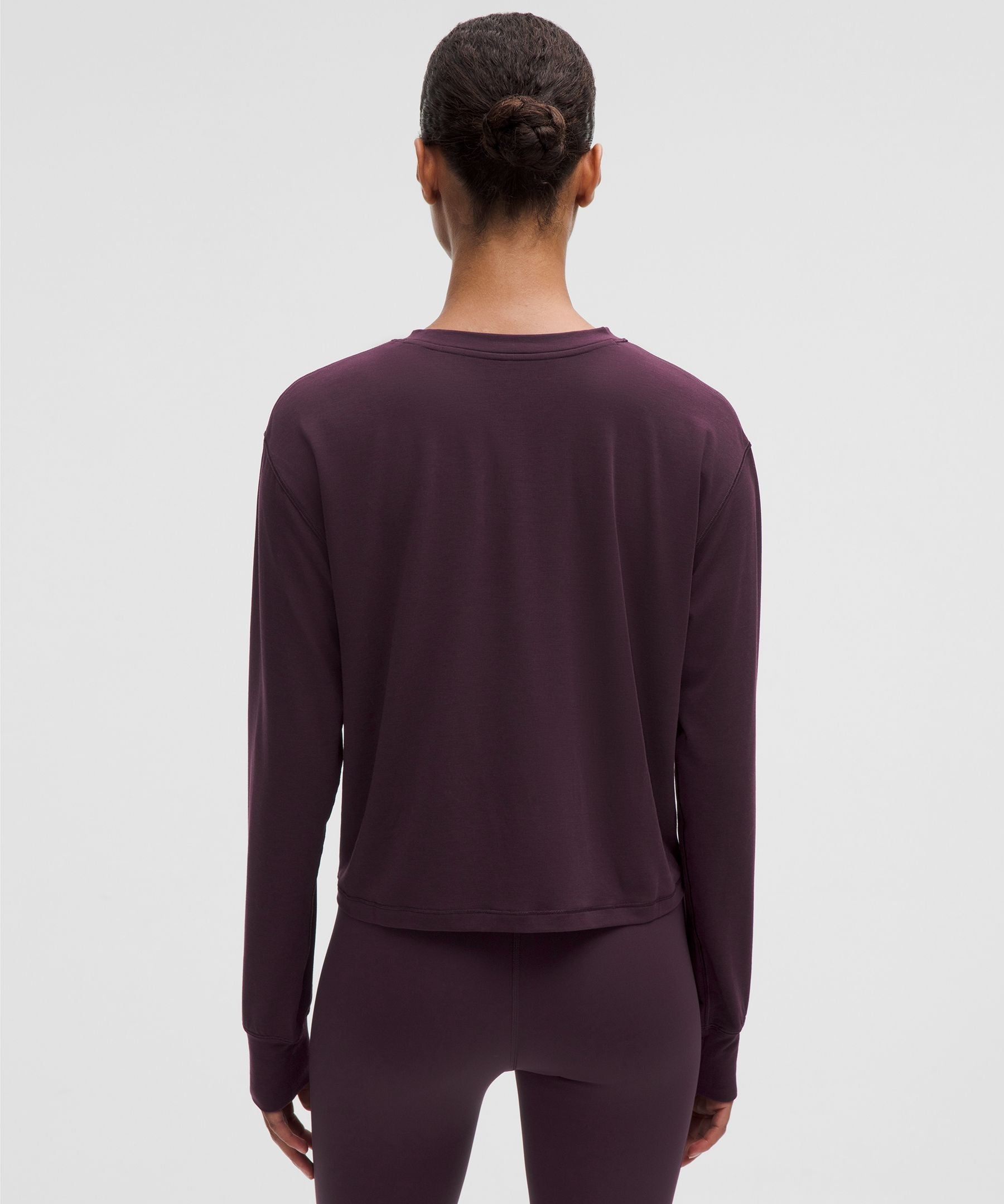 #color_black-plum