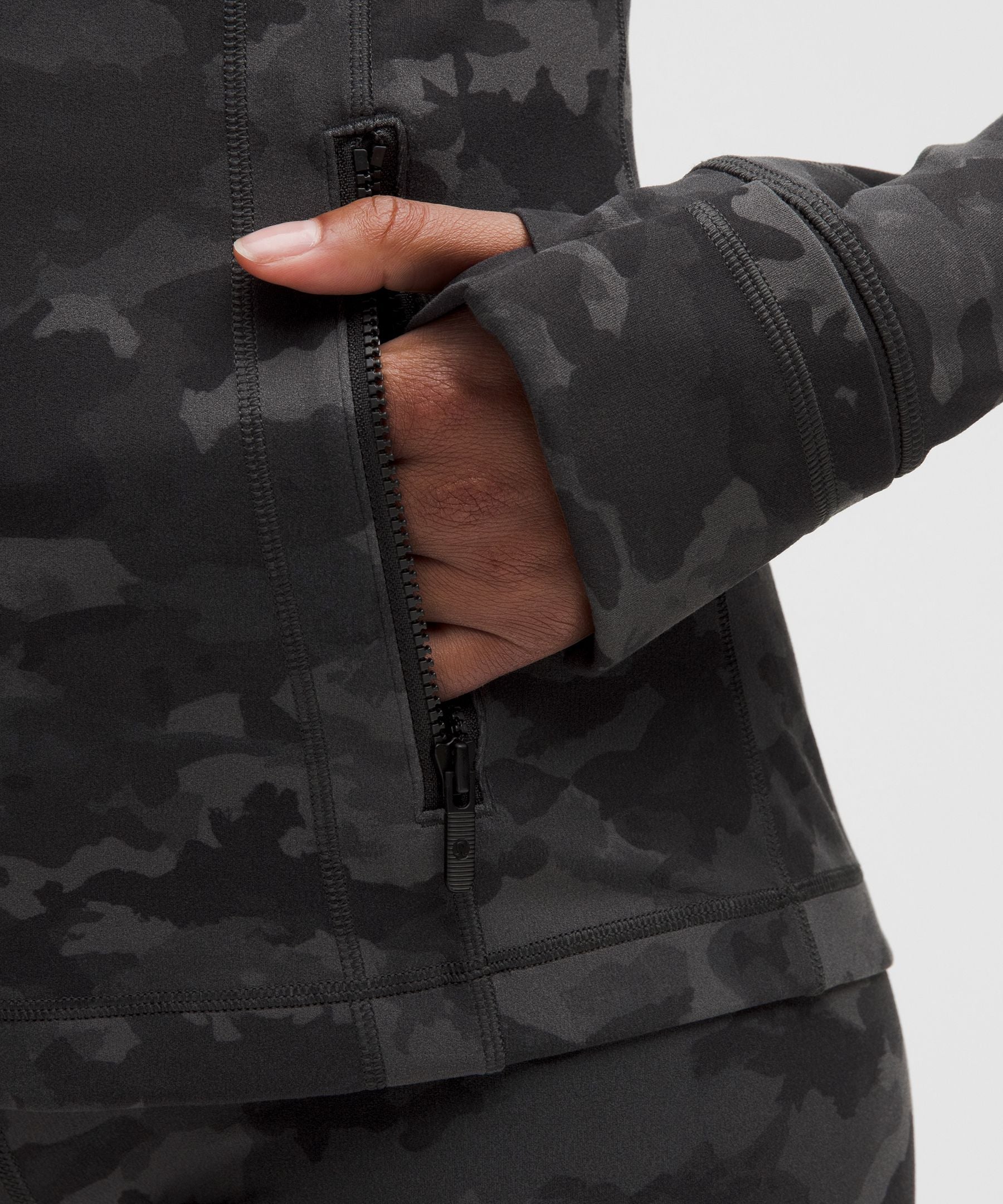#color_thawed-camo-black-multi