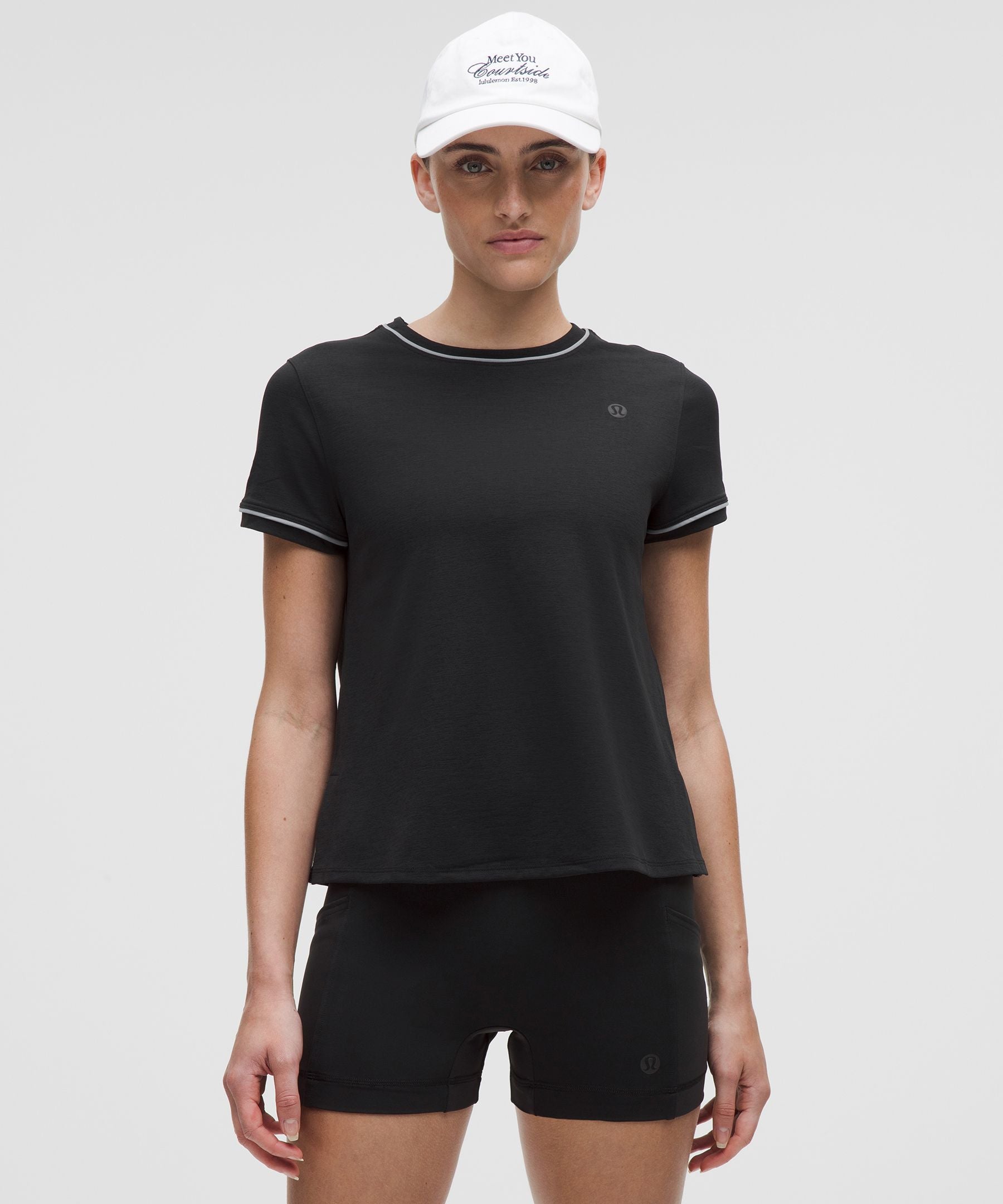 #color_black/arctic-grey