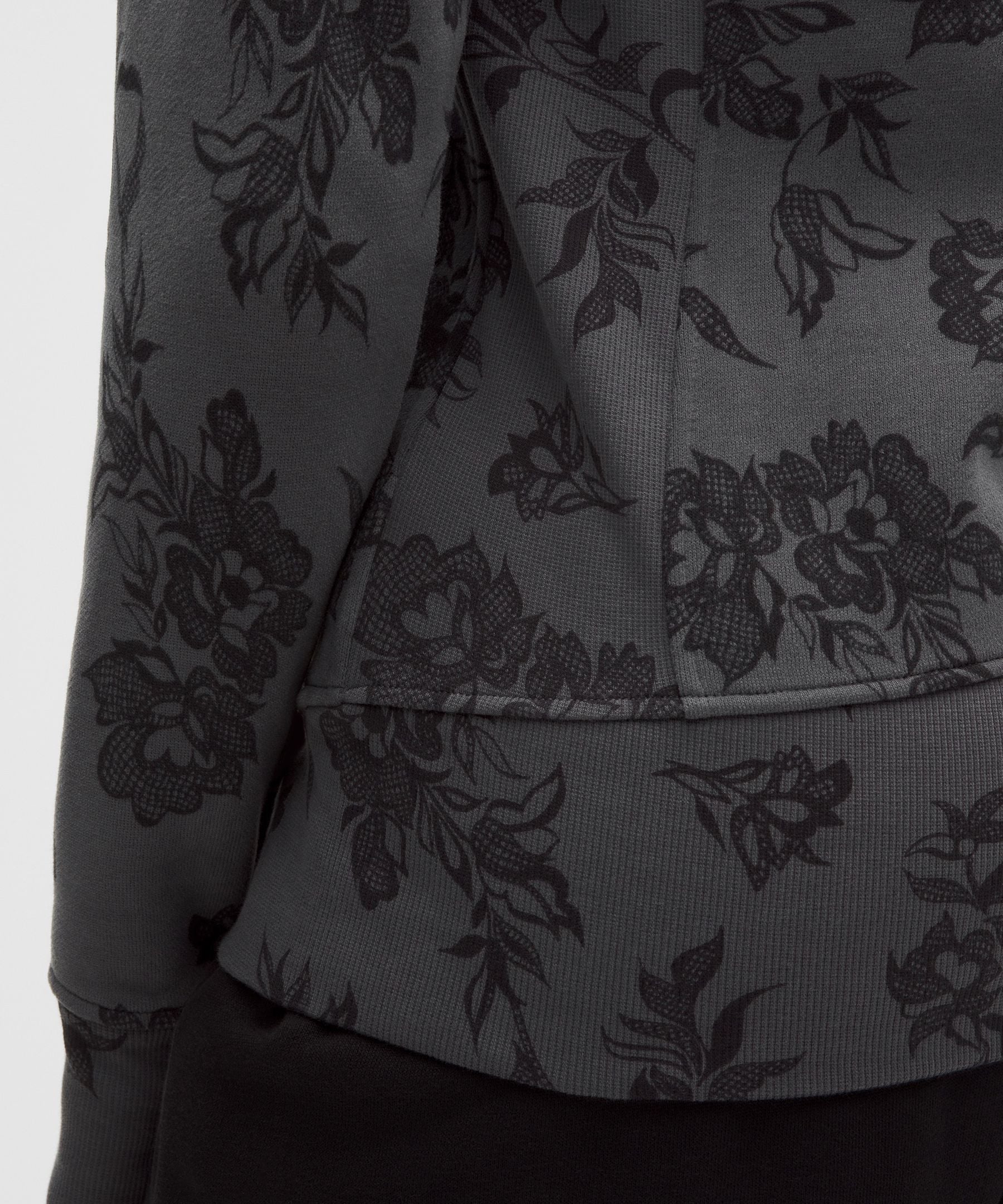 #color_filigree-lace-wp-grey-multi