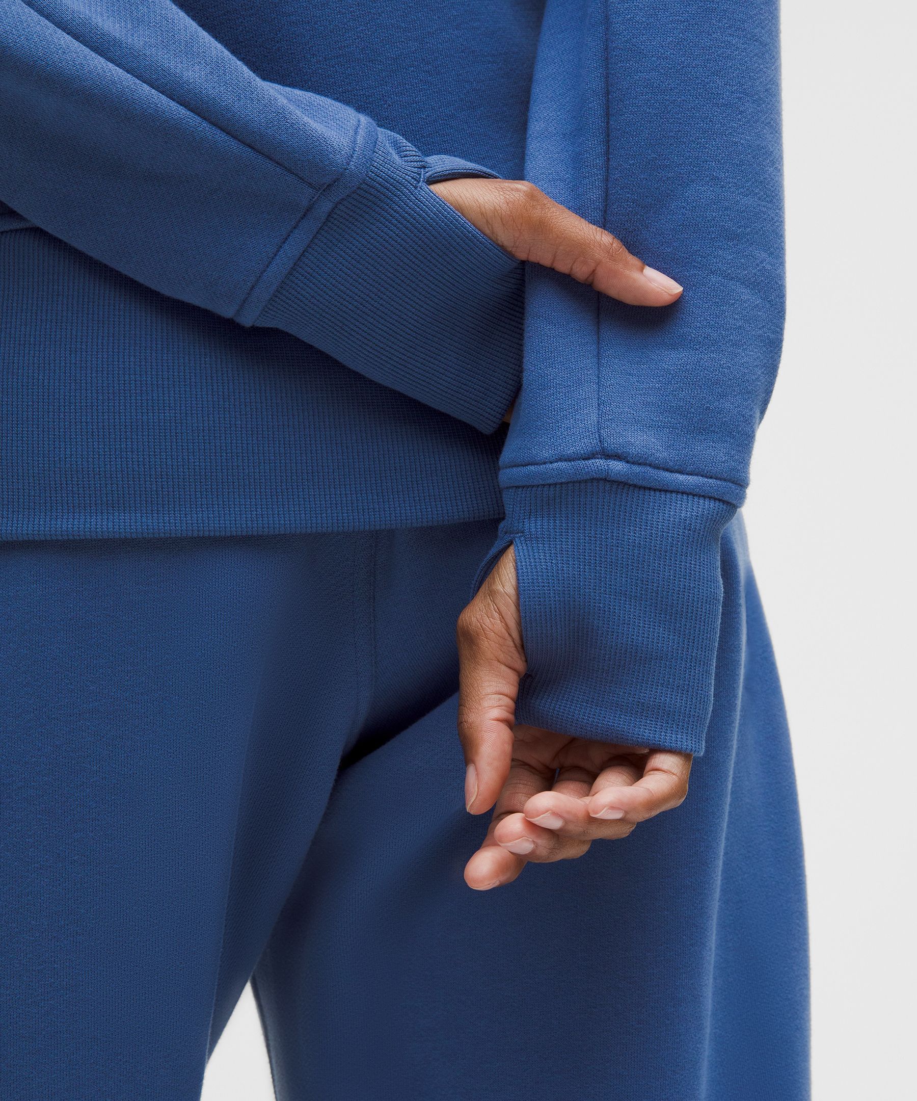 #color_brilliant-blue