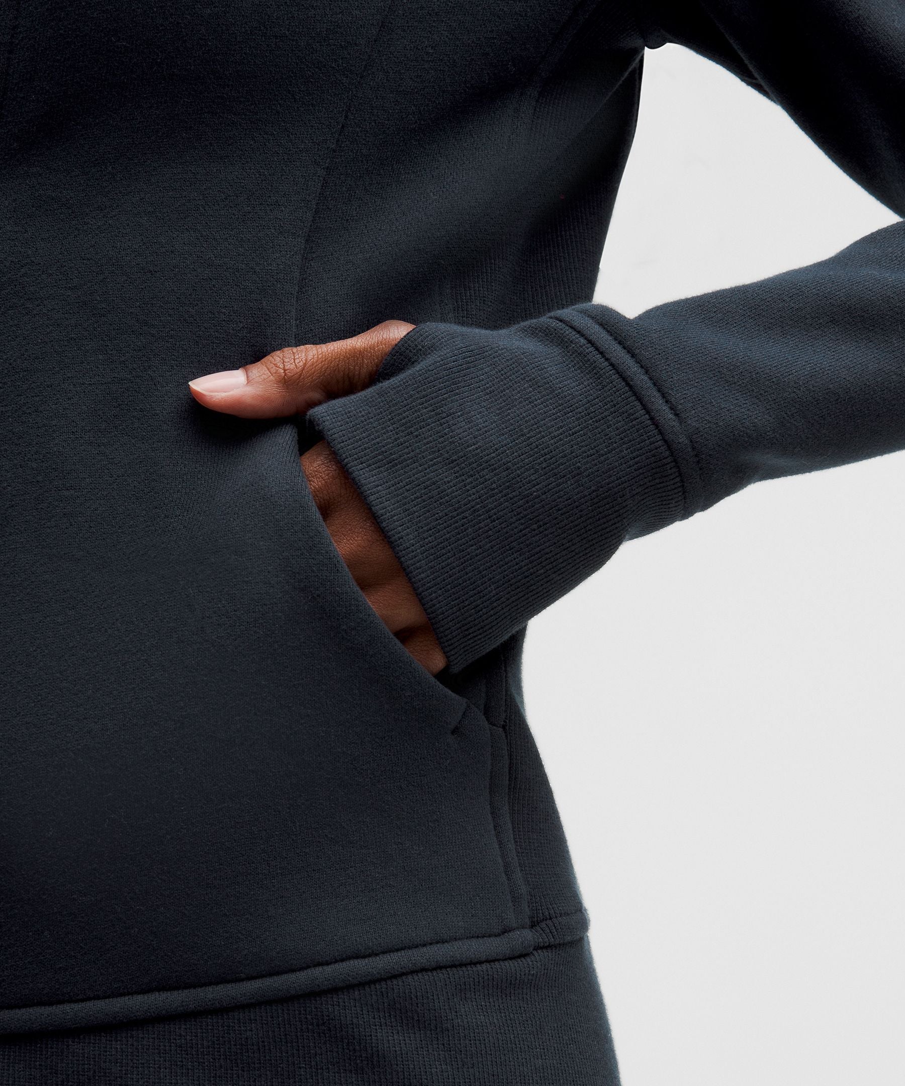 #color_true-navy/gold