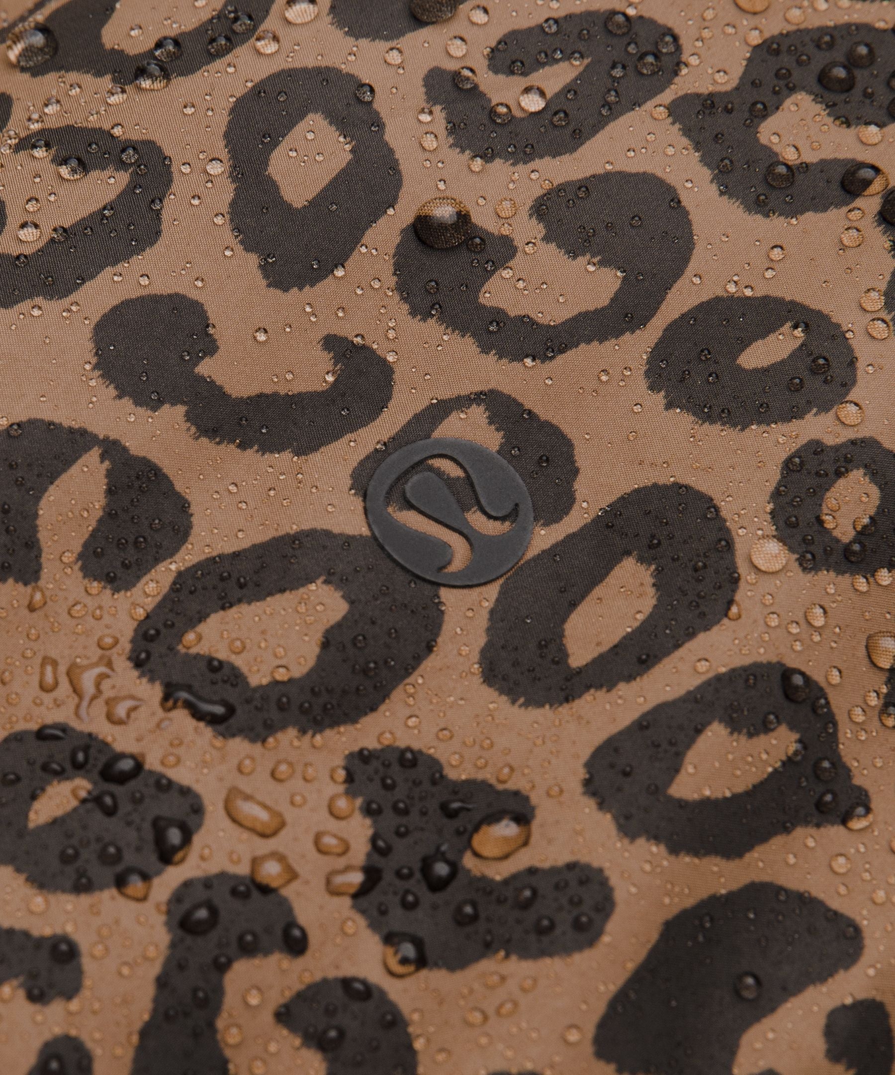 #color_leopardo-shift-desert-khaki-multi