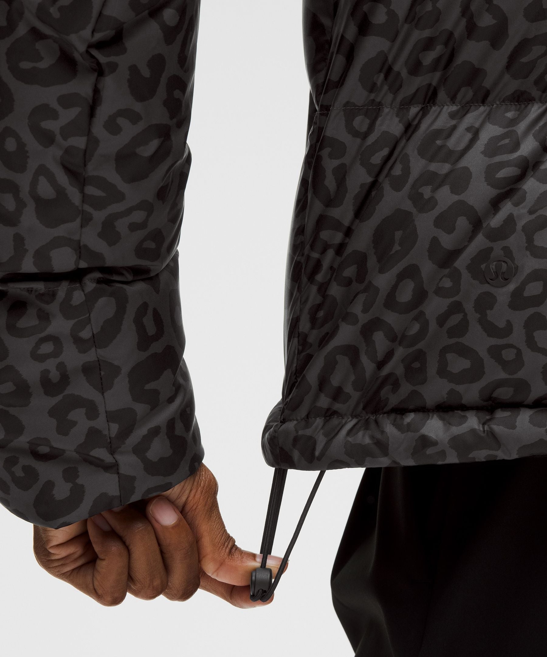 #color_leopardo-shift-graphite-grey-multi