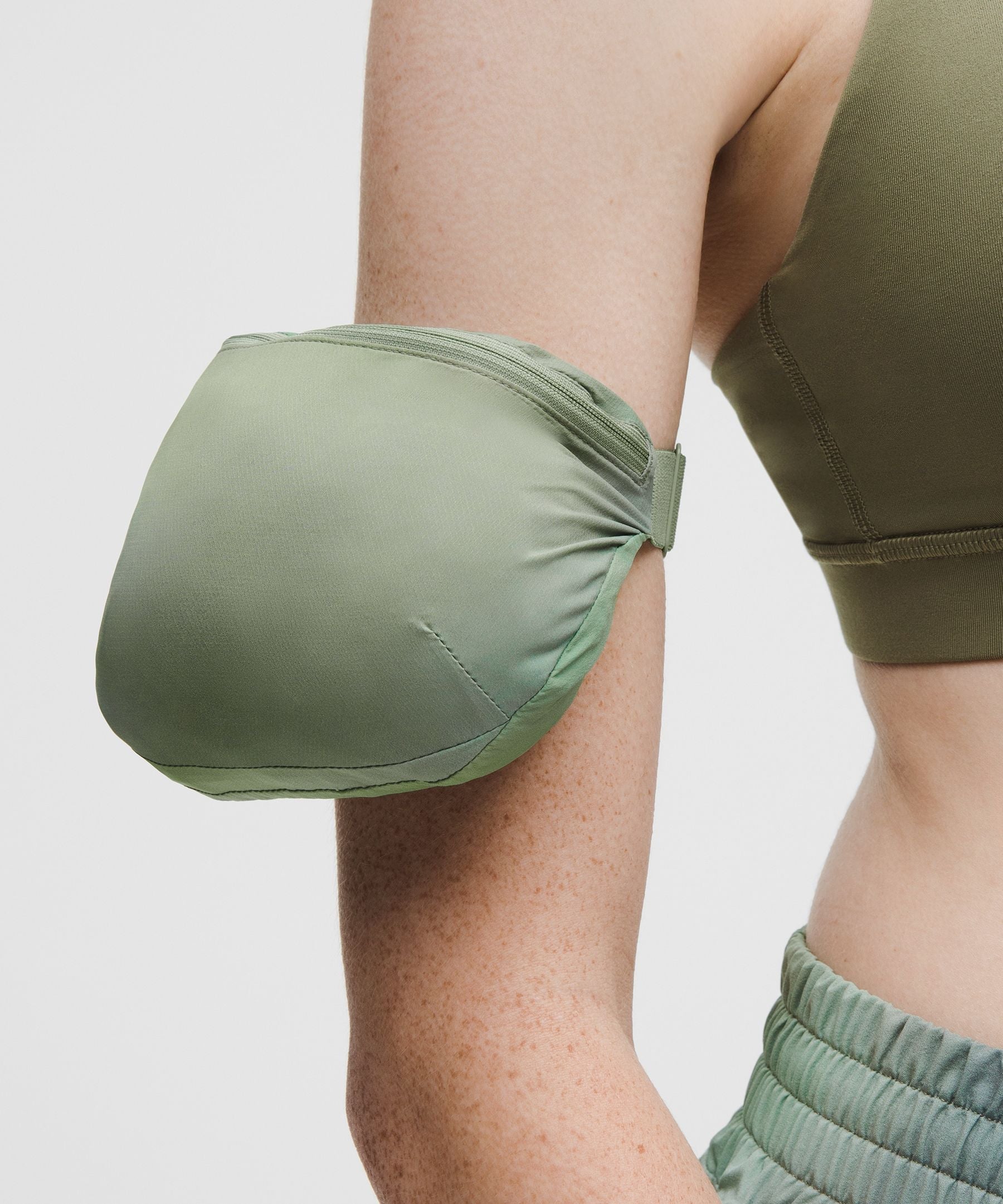 #color_chroma-drift-green-multi