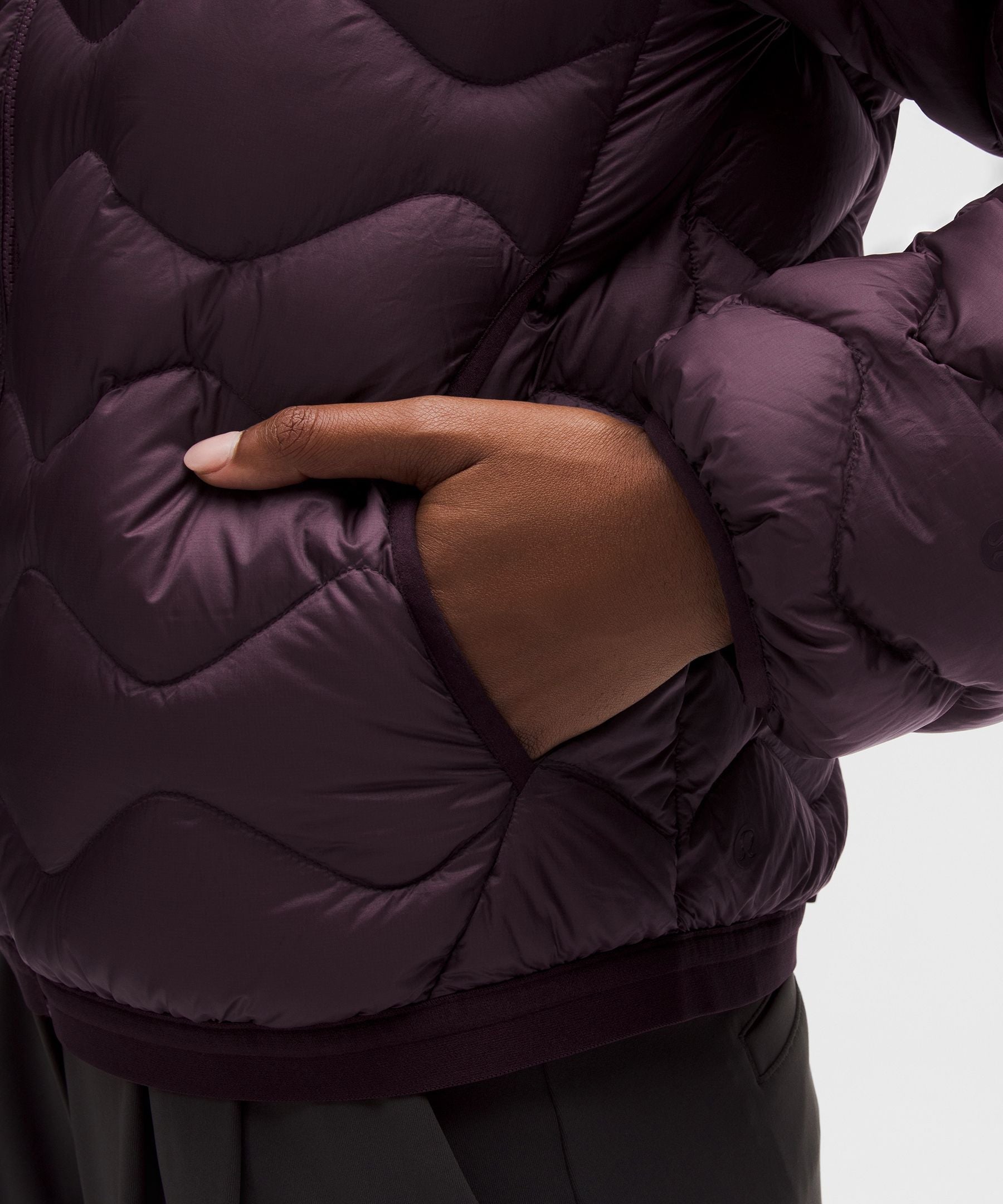 #color_black-plum