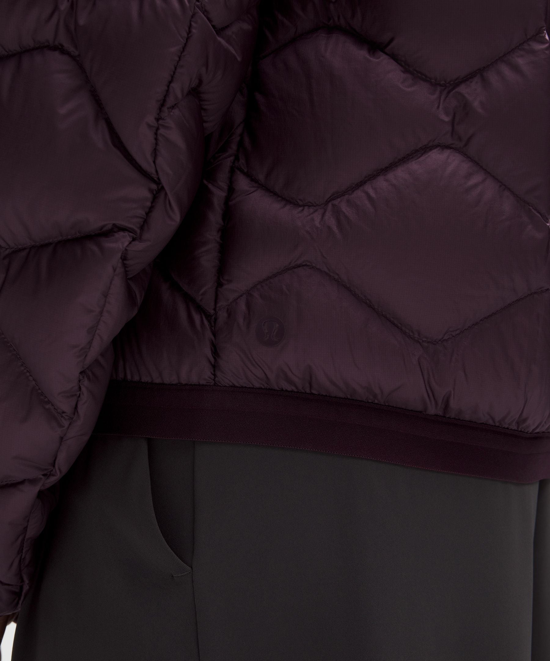 #color_black-plum