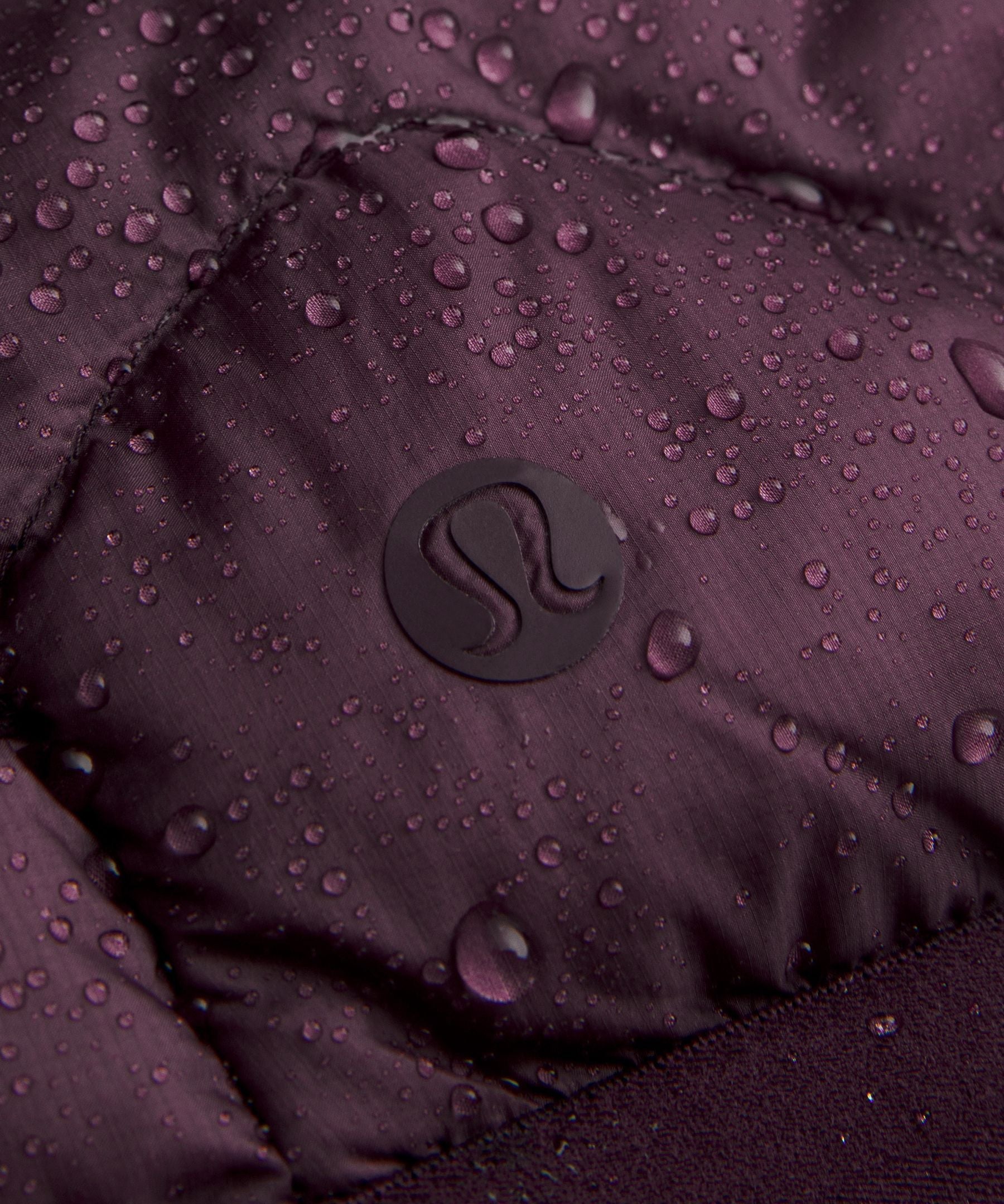 #color_black-plum