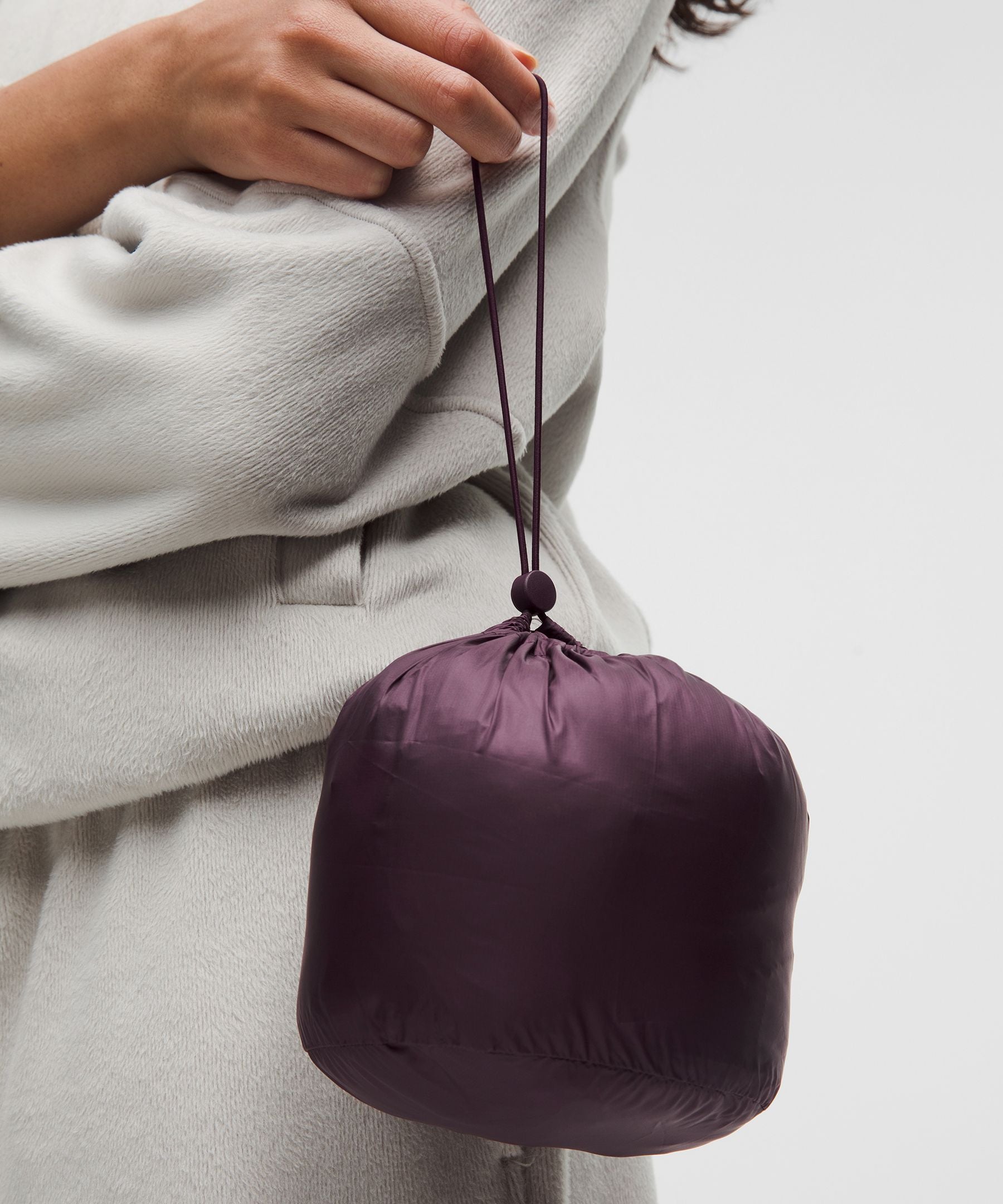 #color_black-plum