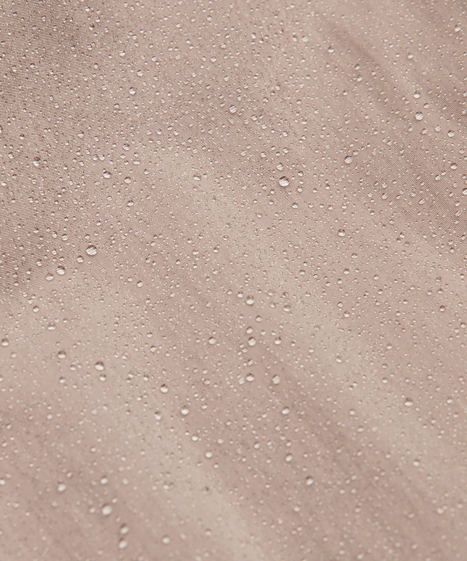 #color_nutmeg/light-ivory
