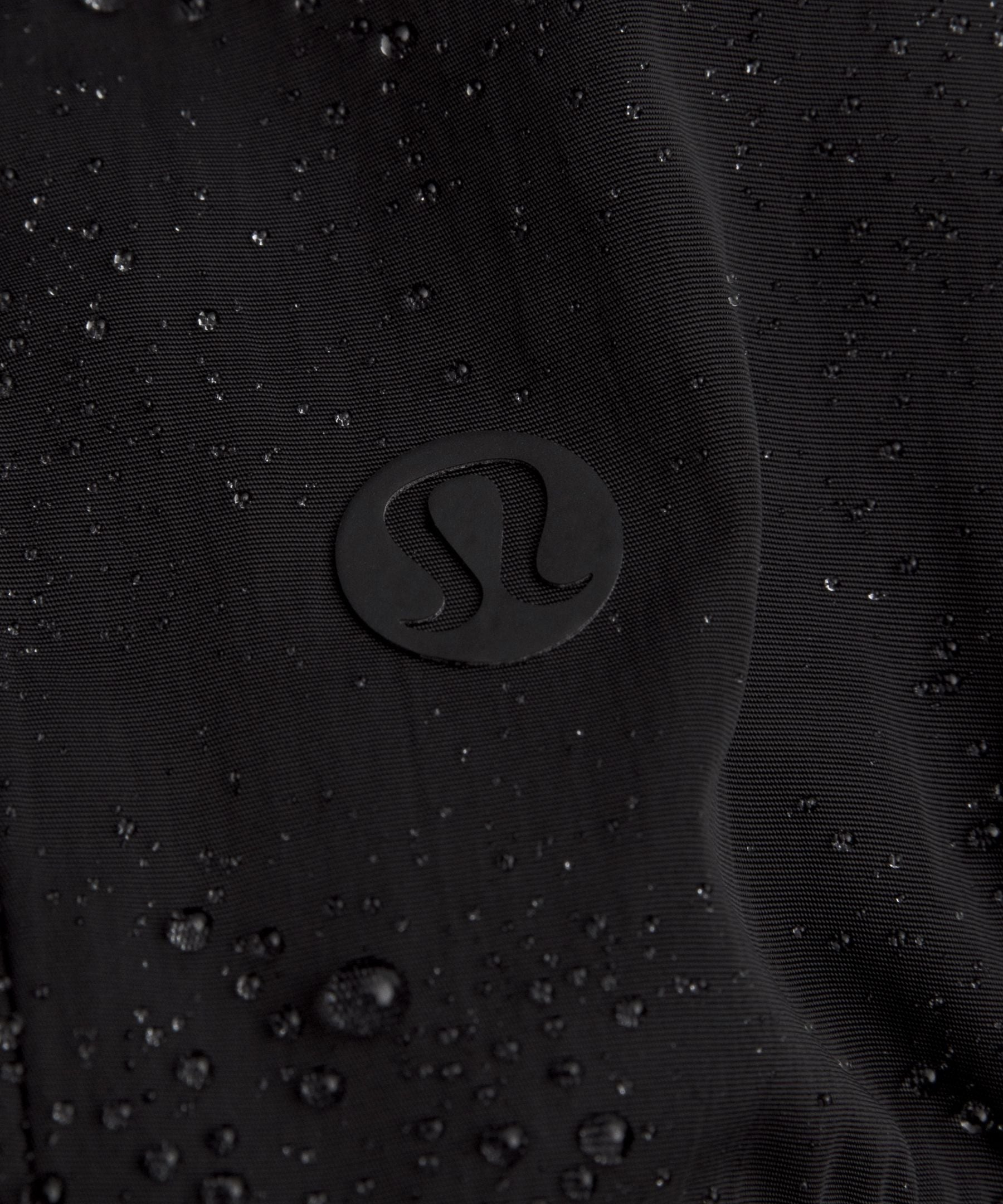 #color_black/black
