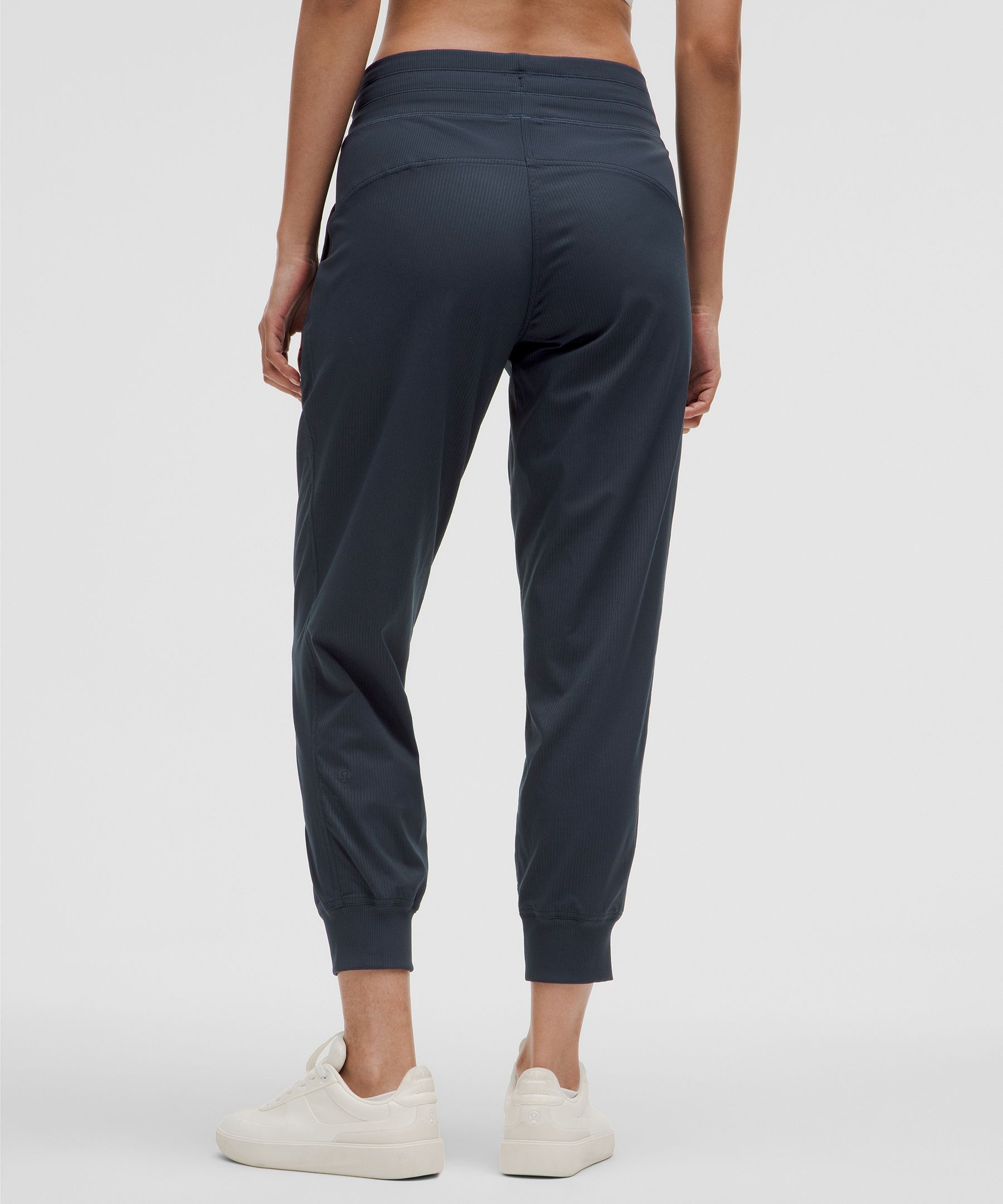 #color_true-navy
