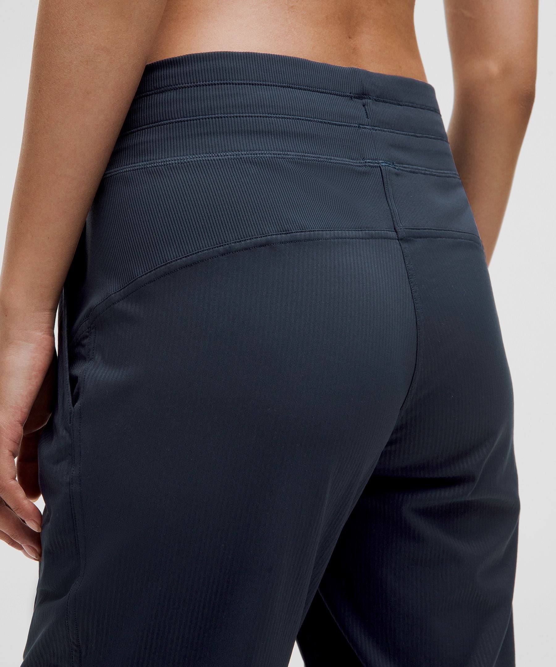 #color_true-navy