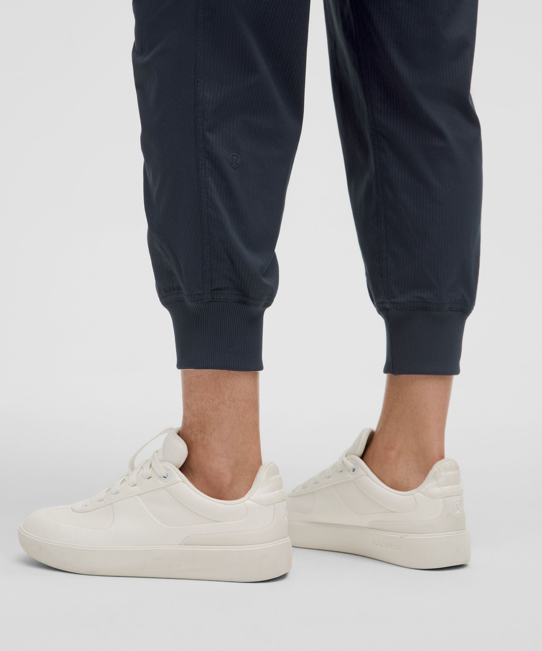 #color_true-navy