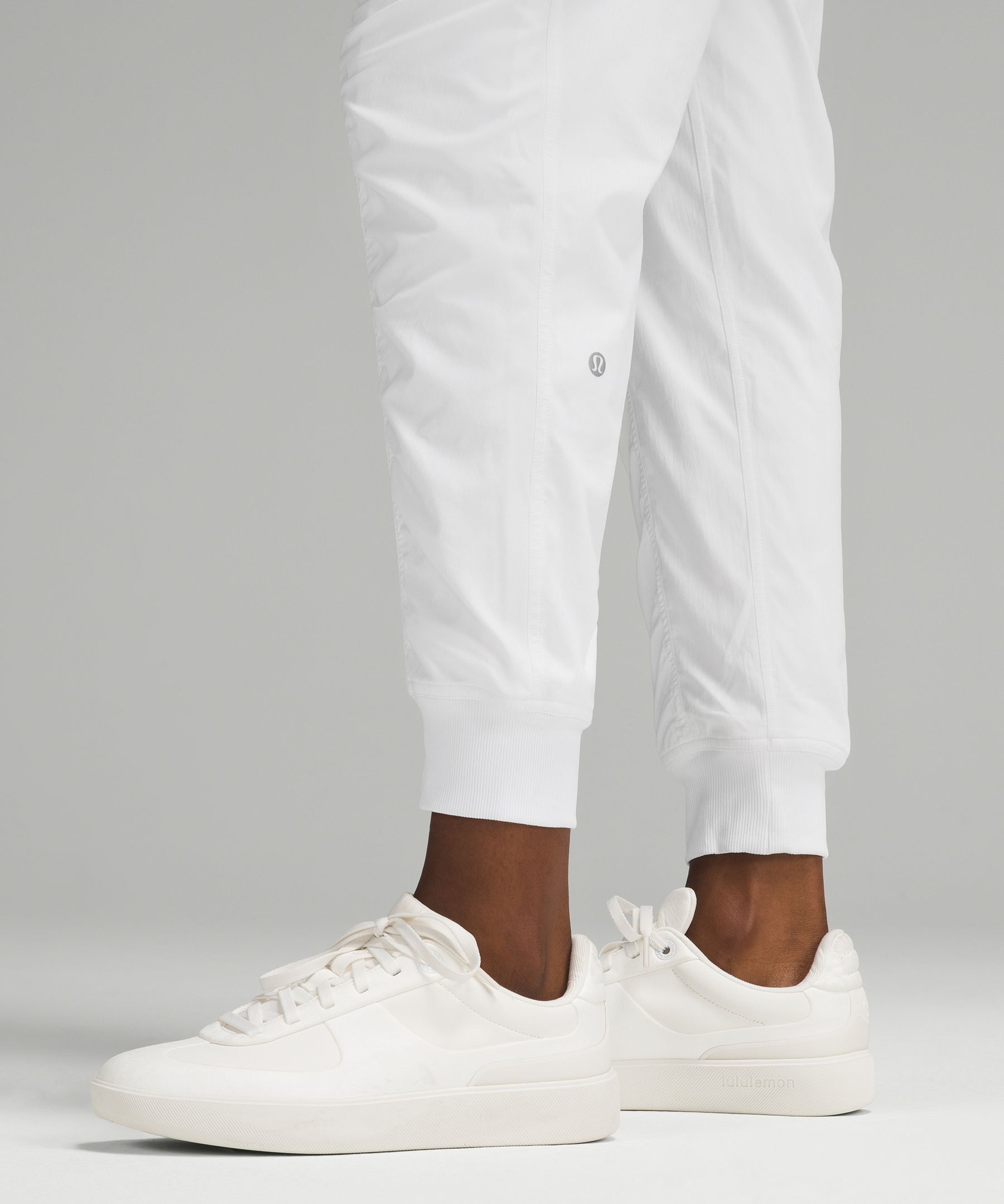 #color_white