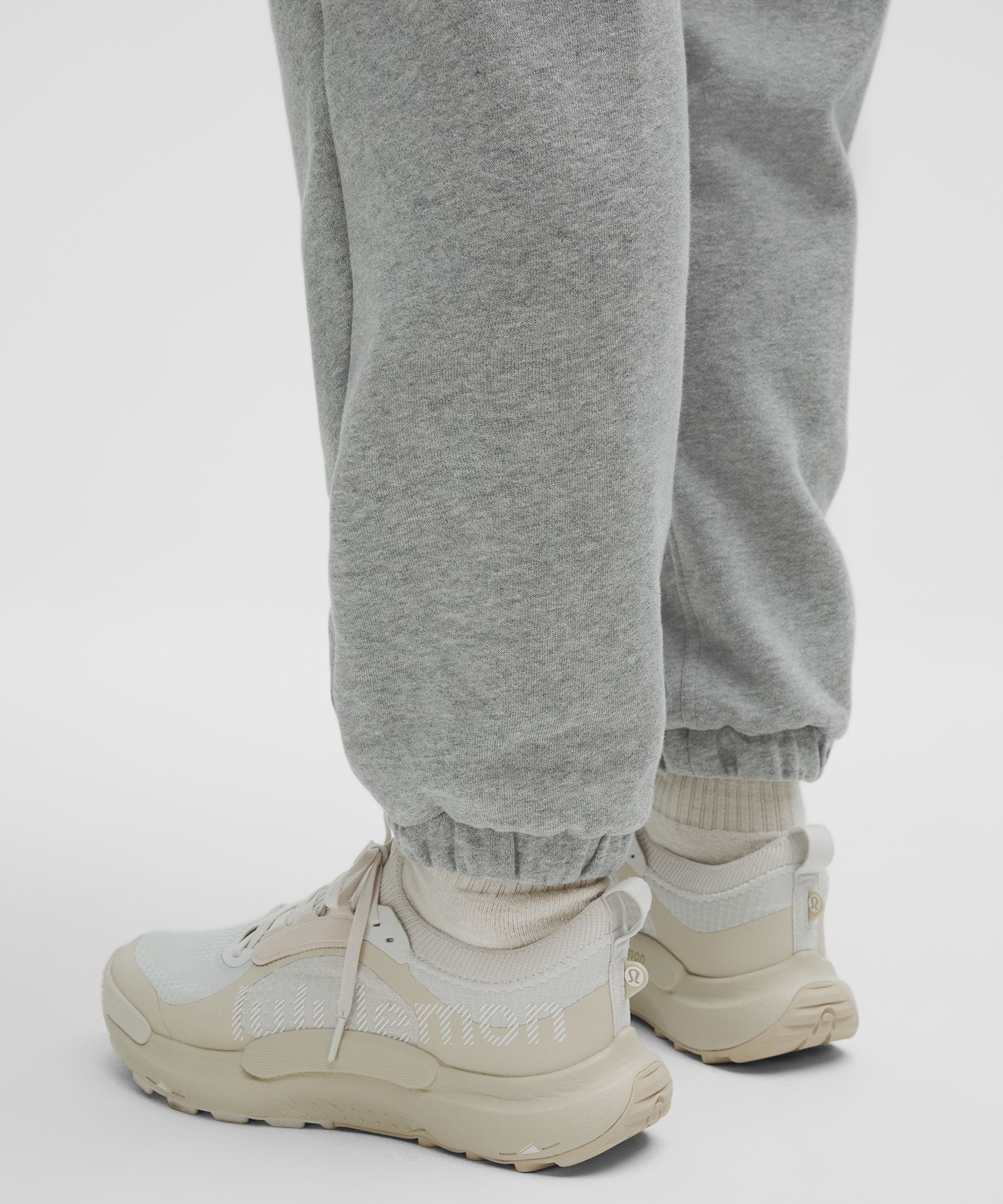 #color_heathered-core-medium-grey