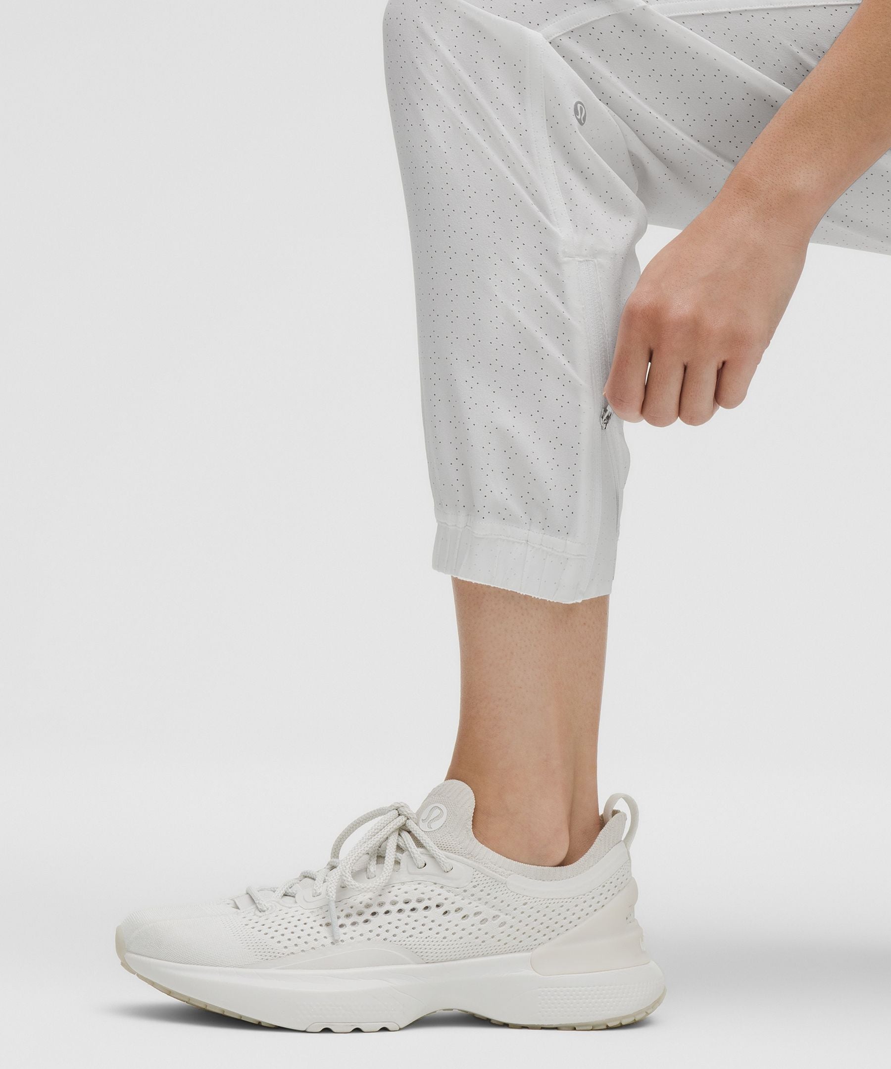 #color_white