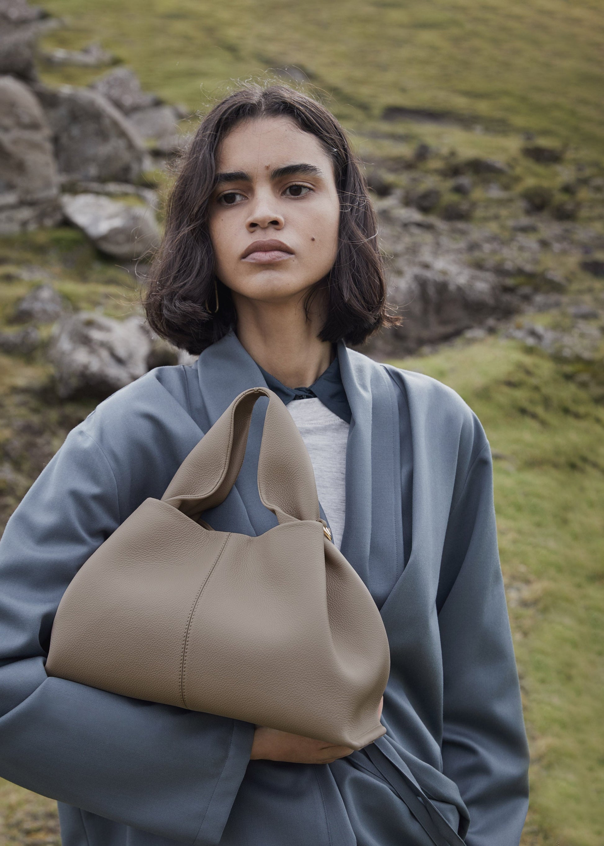 Polene Numero Neuf Textured Taupe
