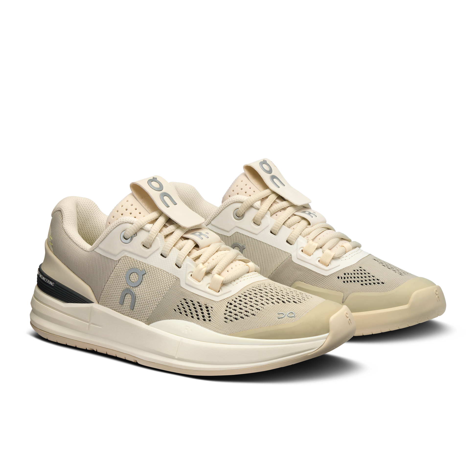 On The Roger Pro Sand Ivory (Women'S)