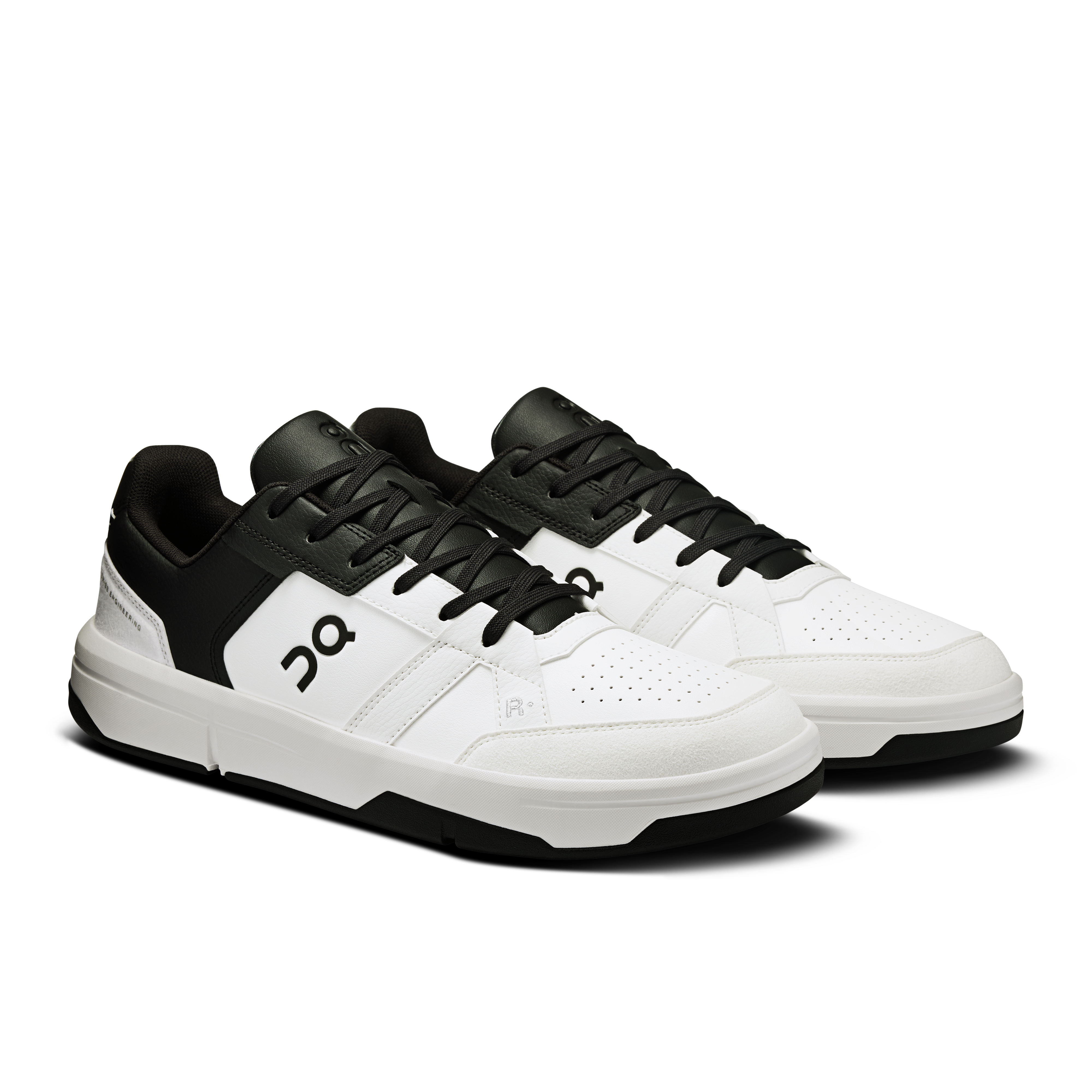 On The Roger Clubhouse White Black