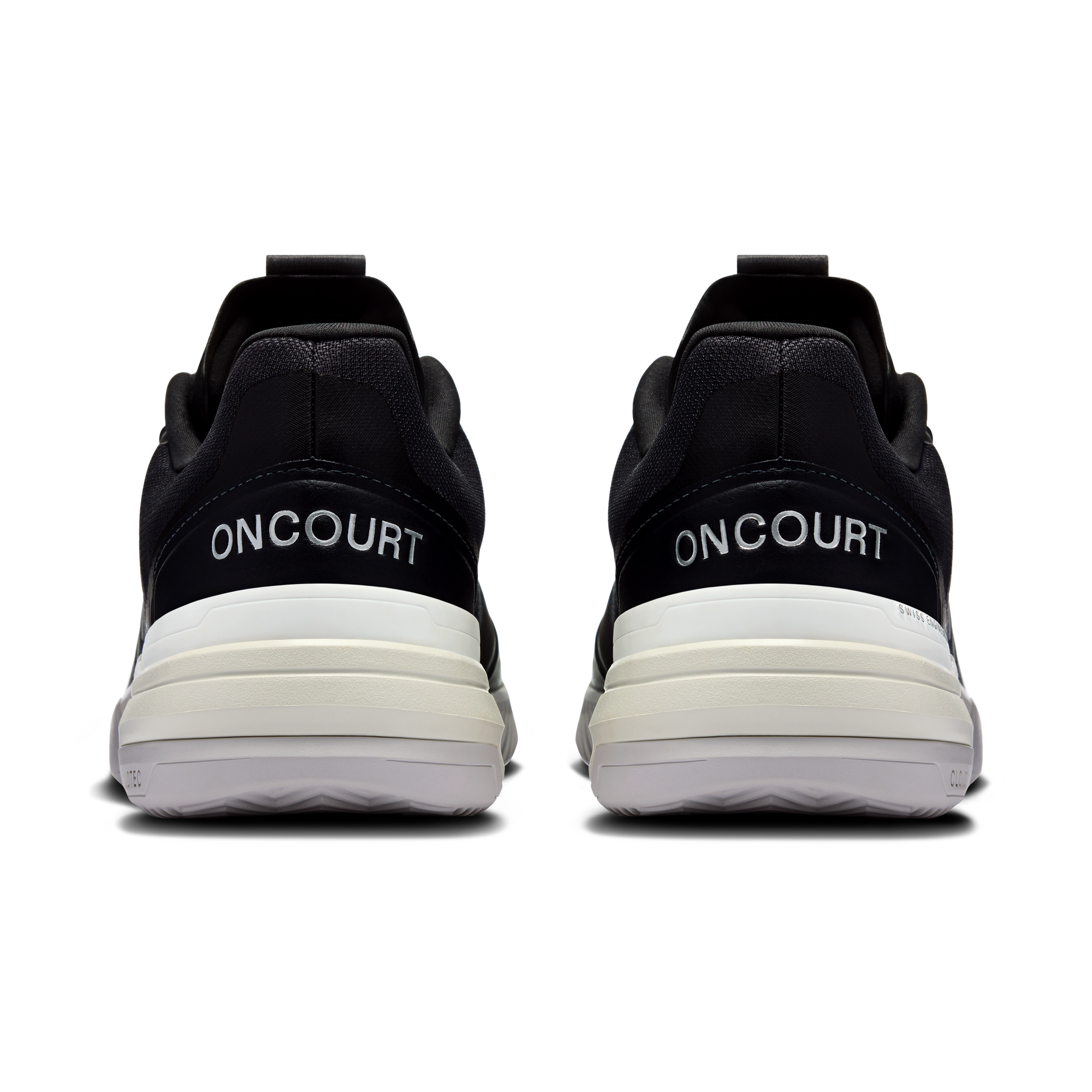 On The Roger Advantage Pro Clay Black White