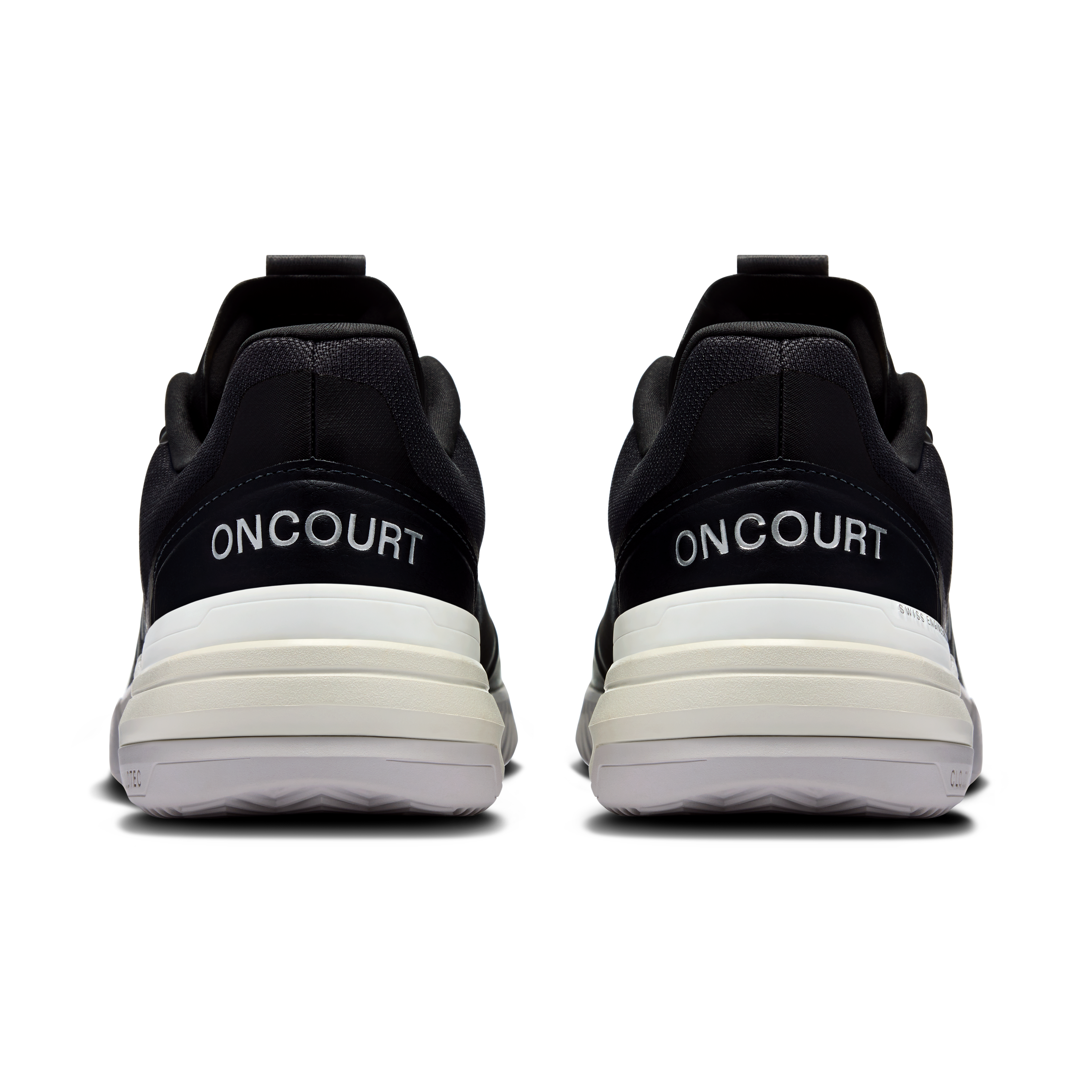 On The Roger Advantage Pro Clay Black White