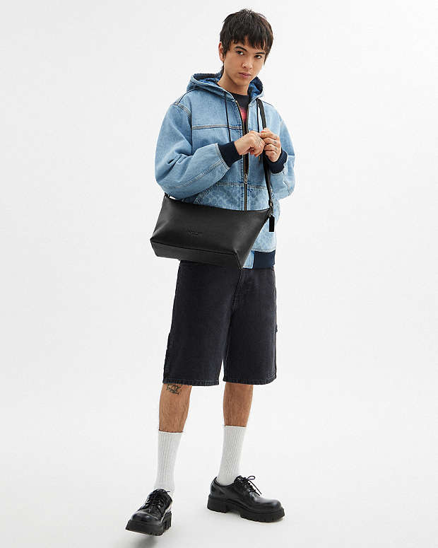 Finn Crossbody Bag Pebbled Leather-Gunmetal-Black Pebbled Leather-Gunmetal-Black