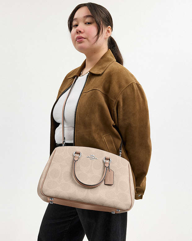 Savannah Carryall Bag In Signature Canvas Signature Canvas-Silver-Sand-Taupe Signature Canvas-Silver-Sand-Taupe