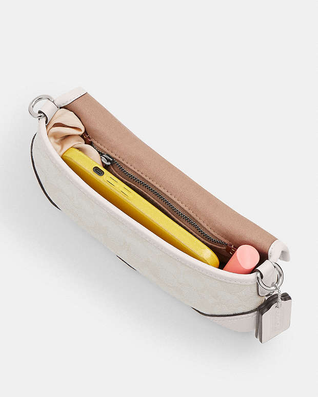 Soho Bag 25 In Signature Jacquard Signature Jacquard-Silver-Cloud Chalk Signature Jacquard-Silver-Cloud Chalk